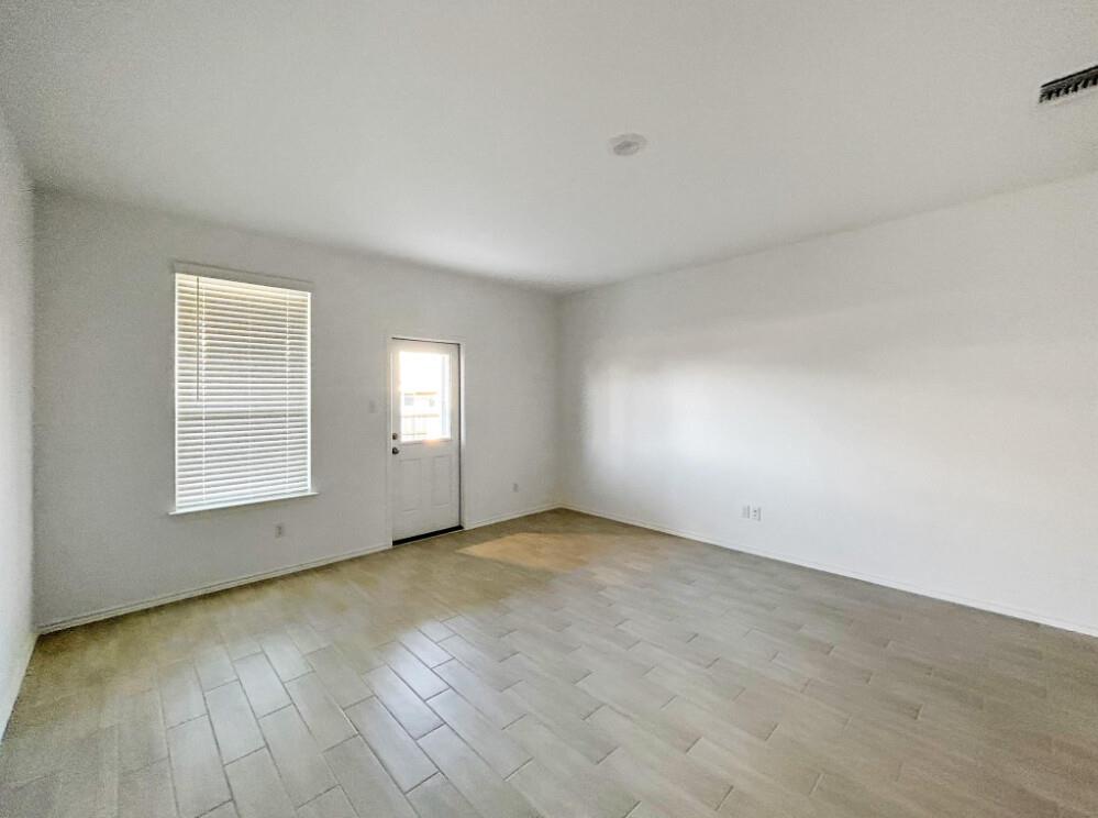 1620 Brimhurst Dr, Leander, TX 78641