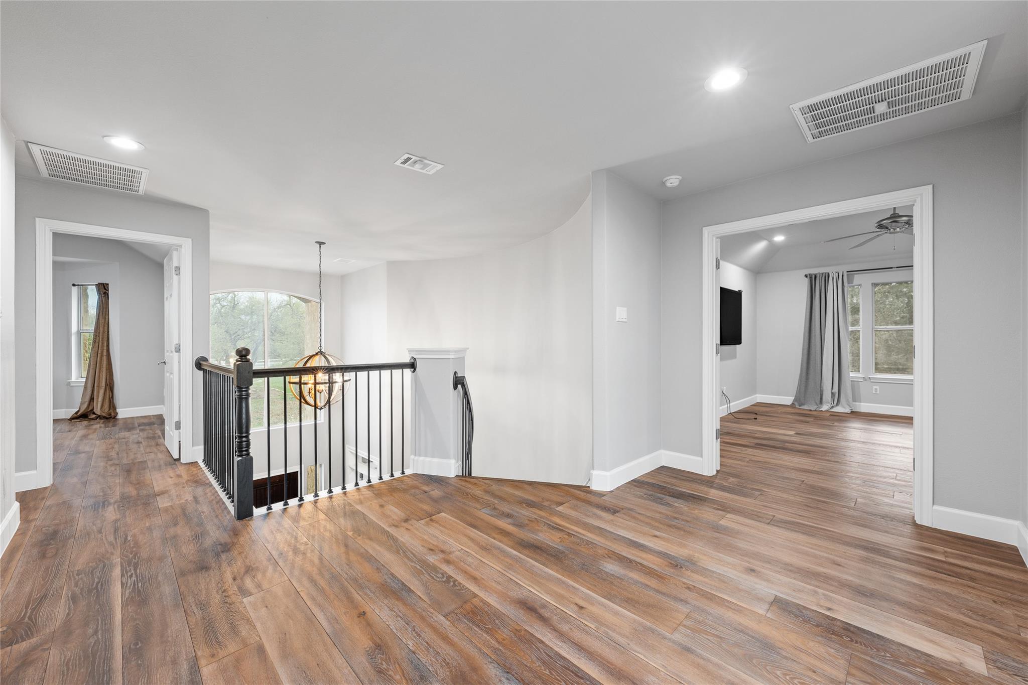 408 Saddlehorn Dr, Dripping Springs, TX 78620