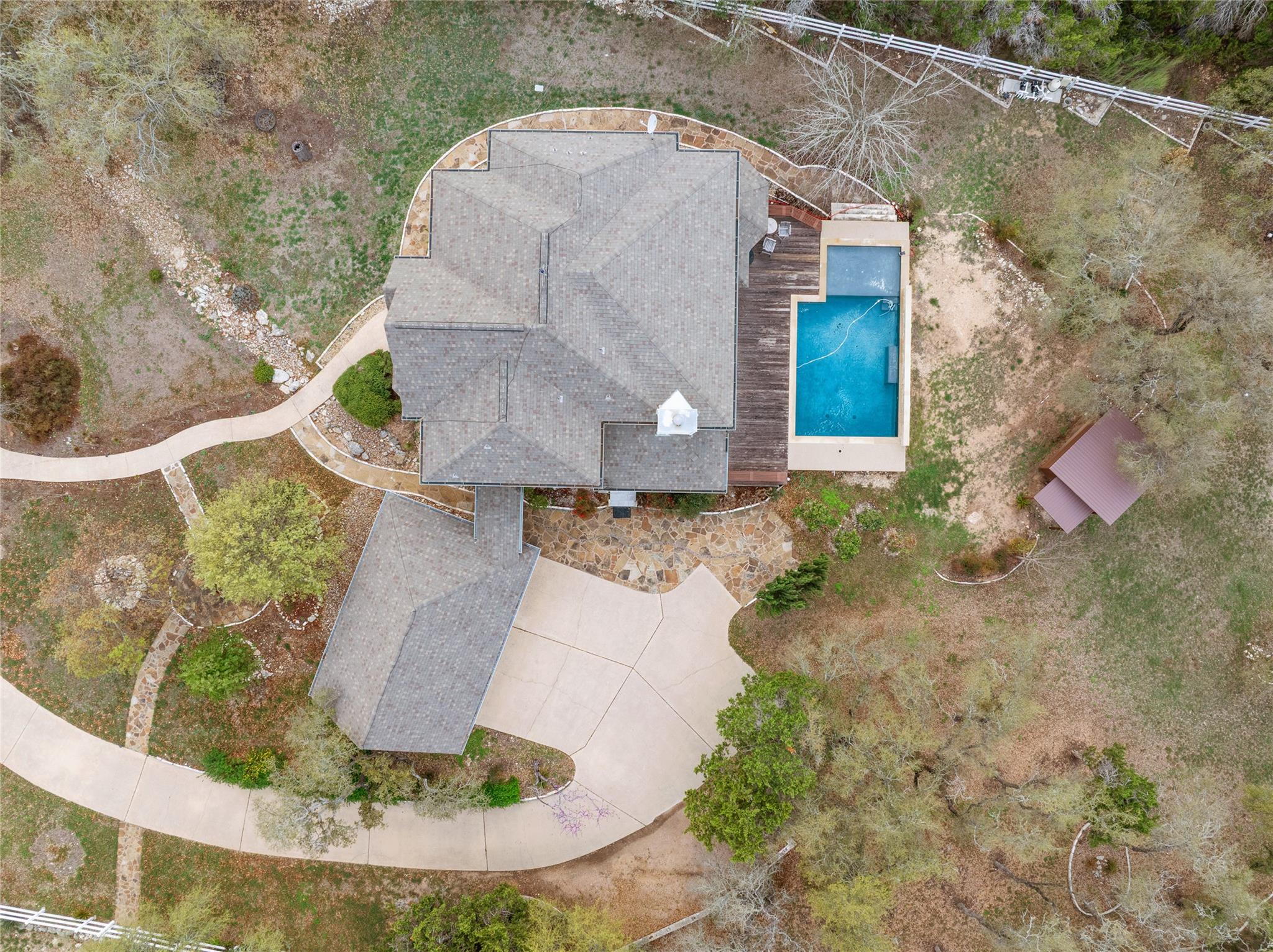 408 Saddlehorn Dr, Dripping Springs, TX 78620