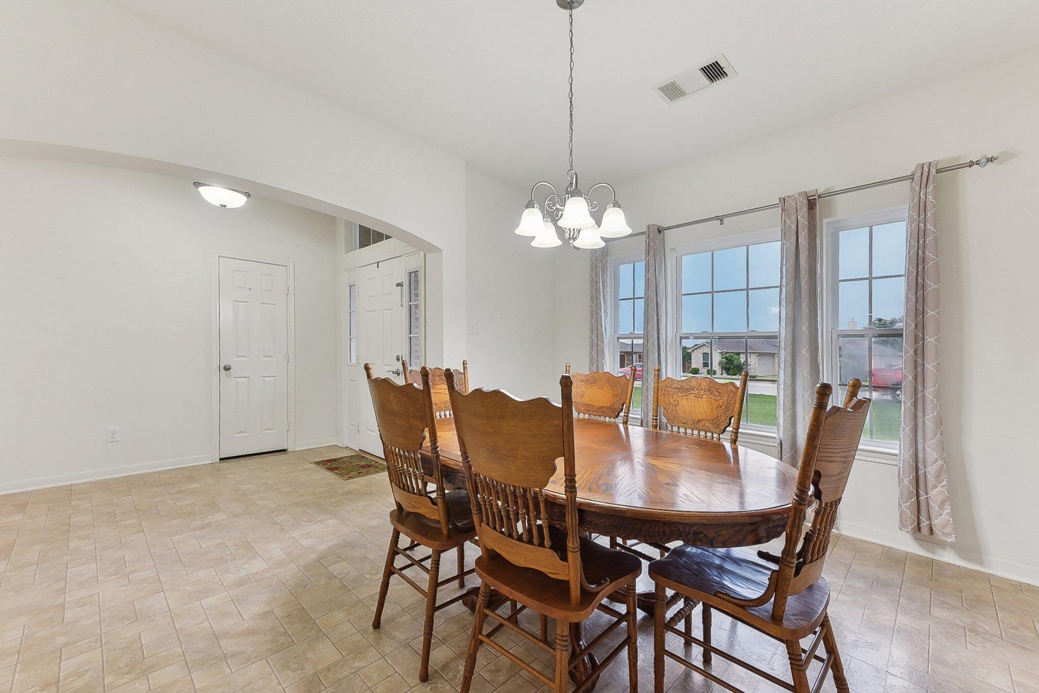 268 Chisholm Trl, Bastrop, TX 78602