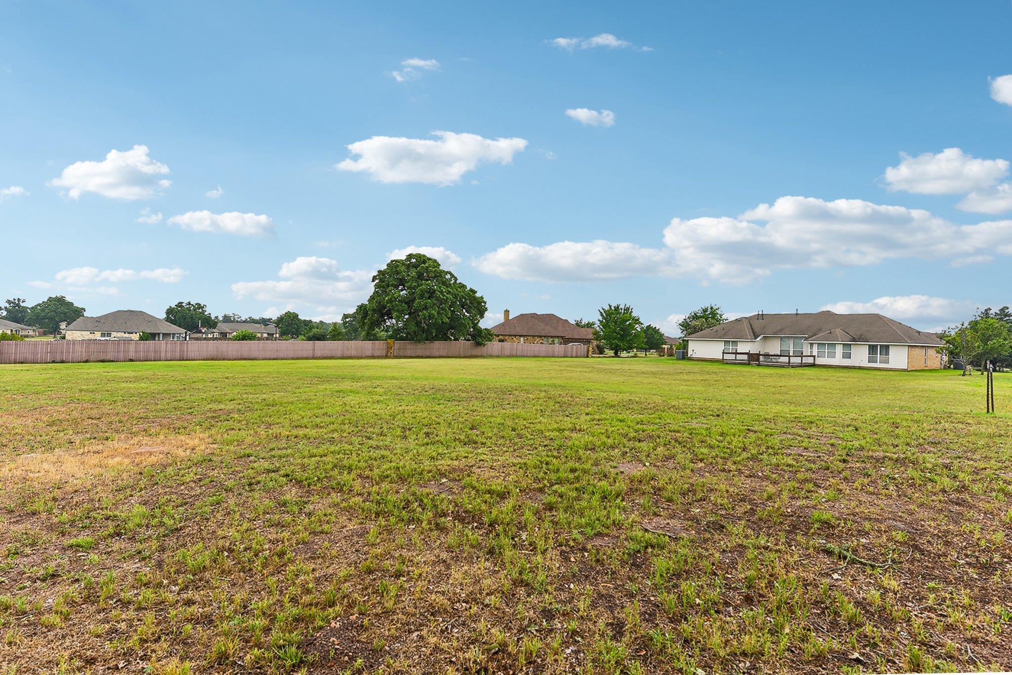 268 Chisholm Trl, Bastrop, TX 78602