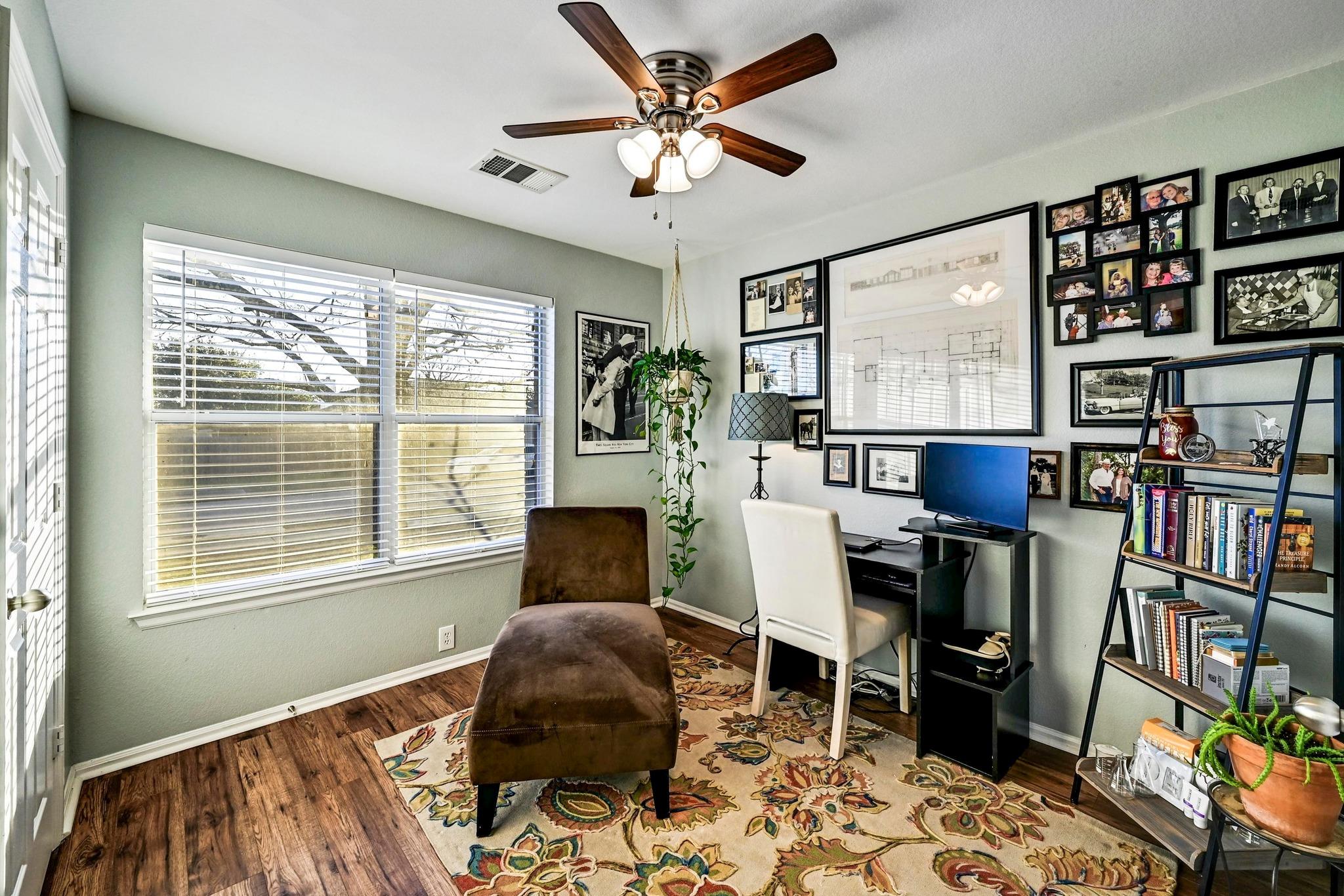 280 Spruce Dr, Kyle, TX 78640