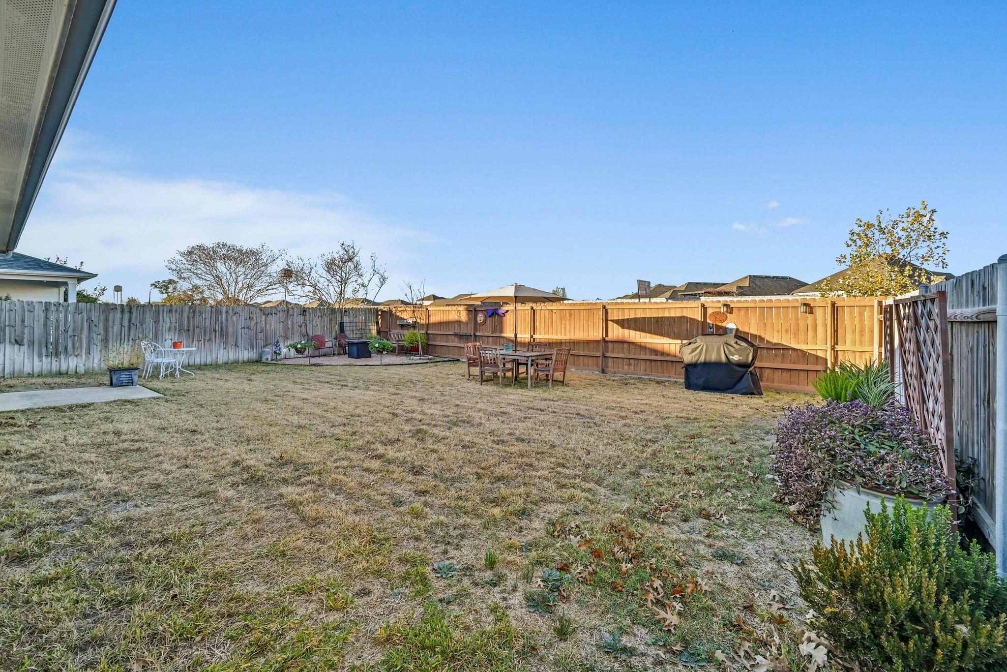 280 Spruce Dr, Kyle, TX 78640