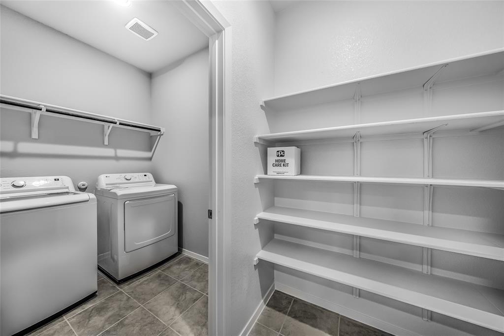 311 Chesterfield Dr, Kyle, TX 78640