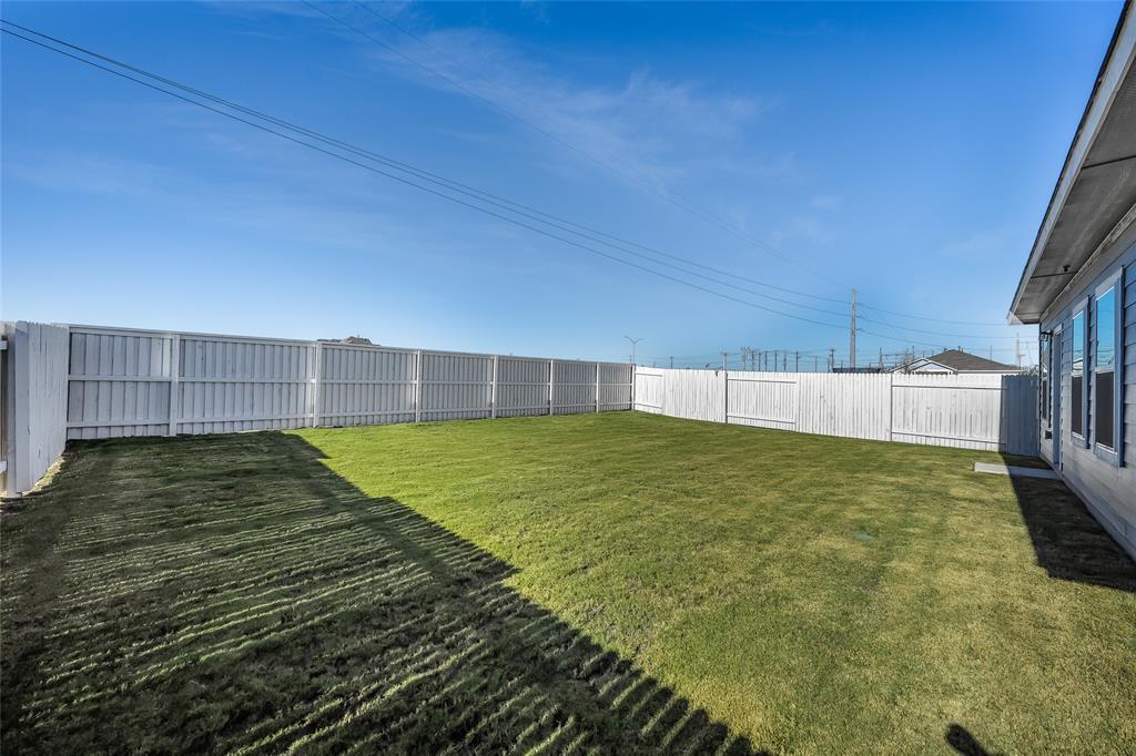 311 Chesterfield Dr, Kyle, TX 78640