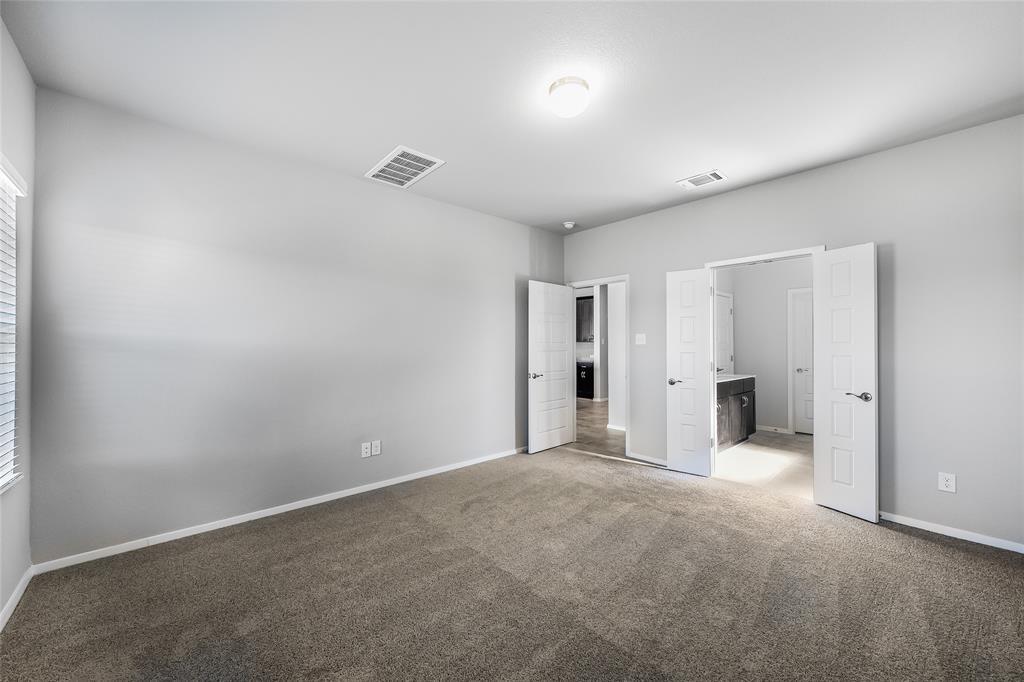 311 Chesterfield Dr, Kyle, TX 78640