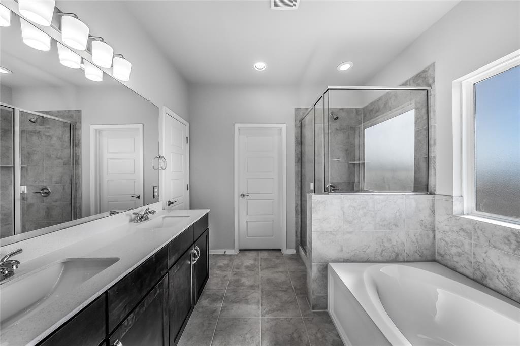 311 Chesterfield Dr, Kyle, TX 78640