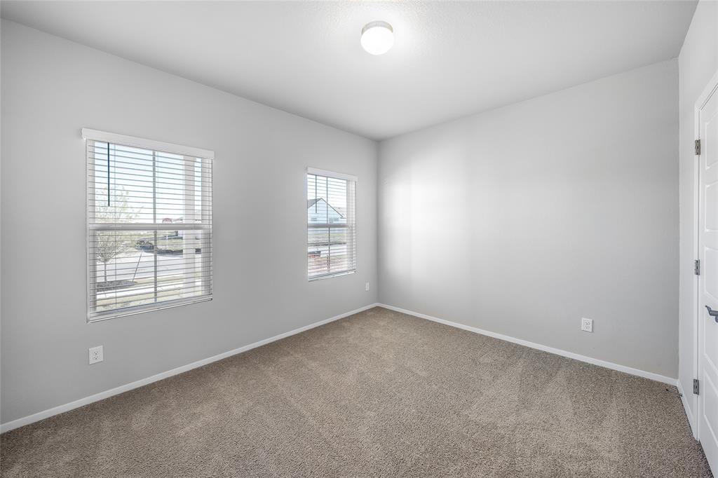 311 Chesterfield Dr, Kyle, TX 78640