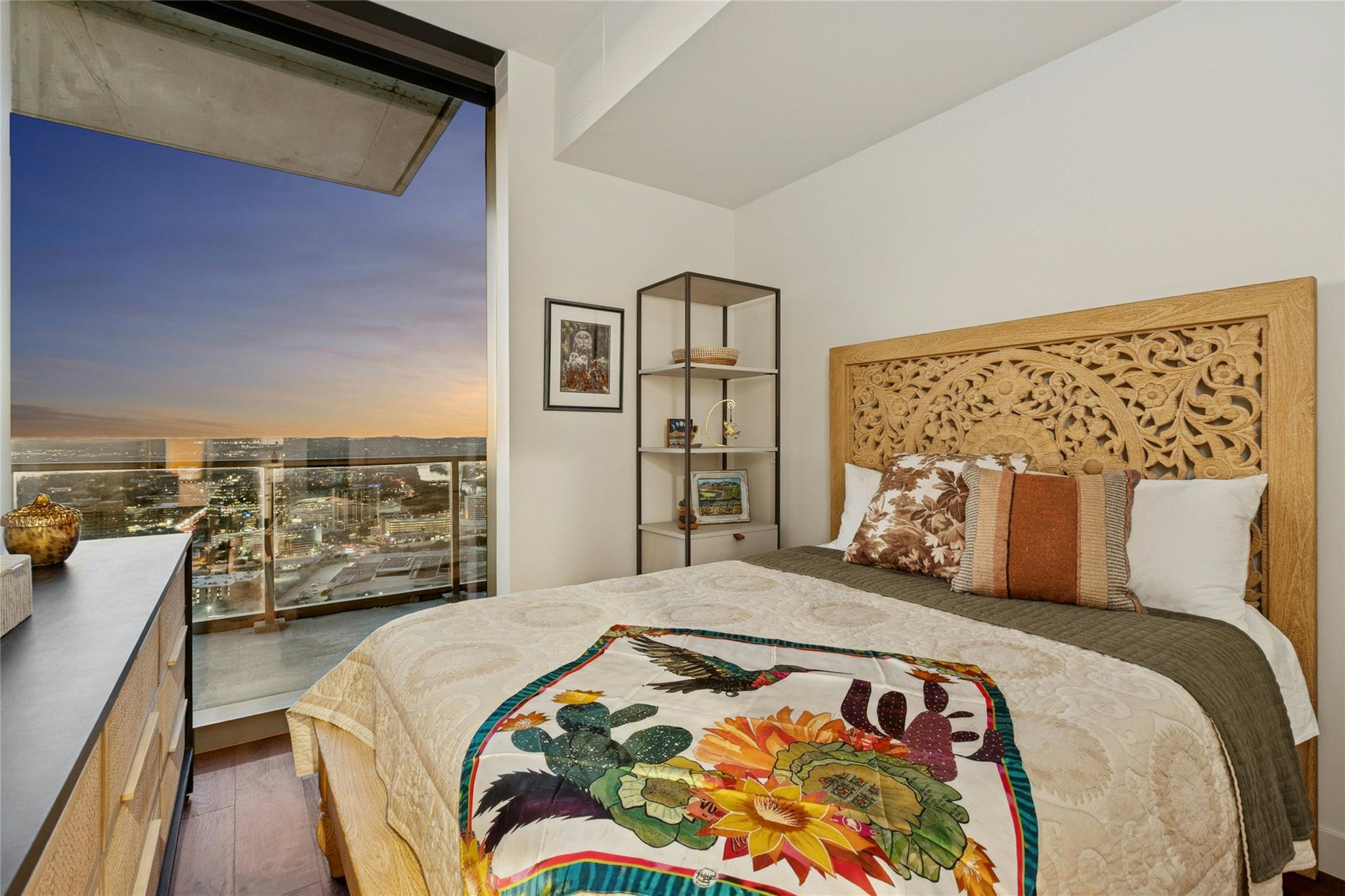 44 East Ave # 3703, Austin, TX 78701