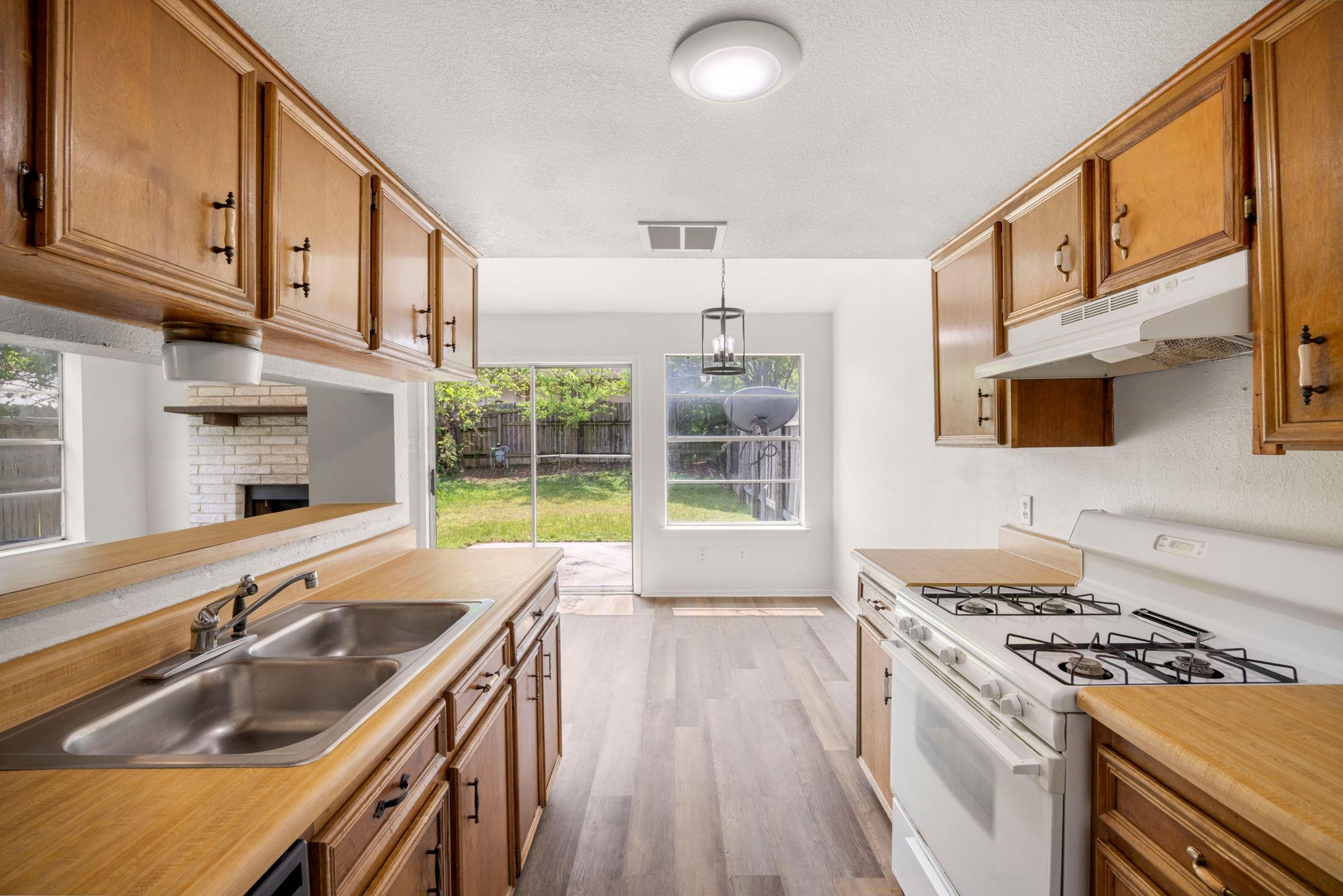 2402 Skylark Cir, Killeen, TX 76549