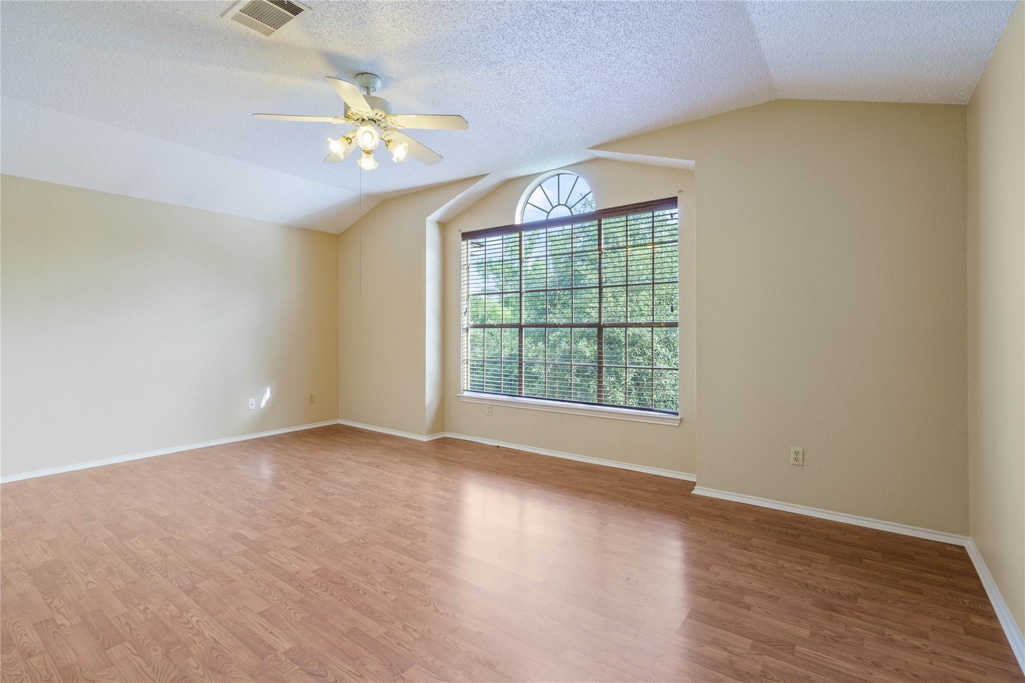 8301 Landsman Dr, Austin, TX 78736