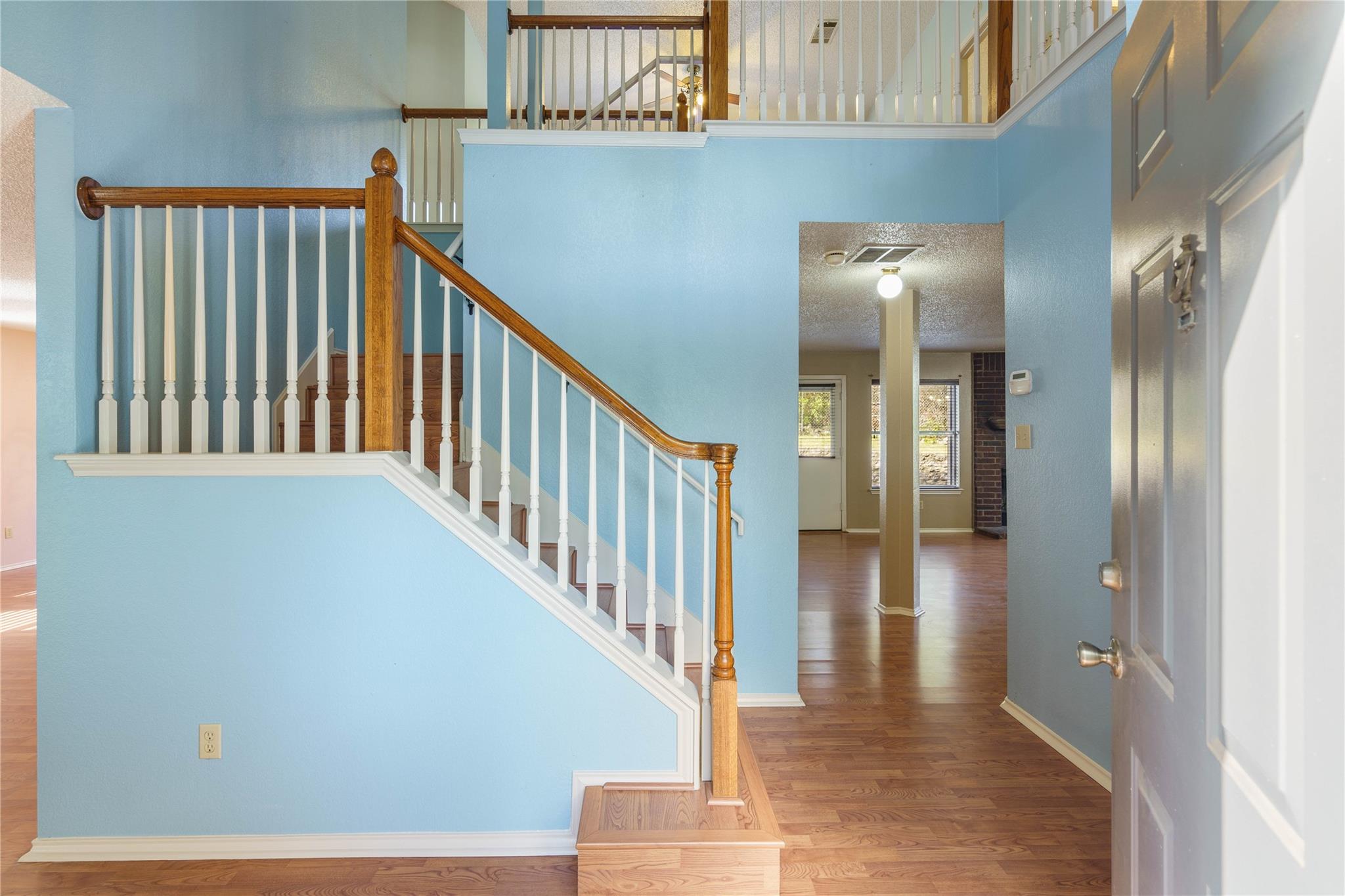 8301 Landsman Dr, Austin, TX 78736