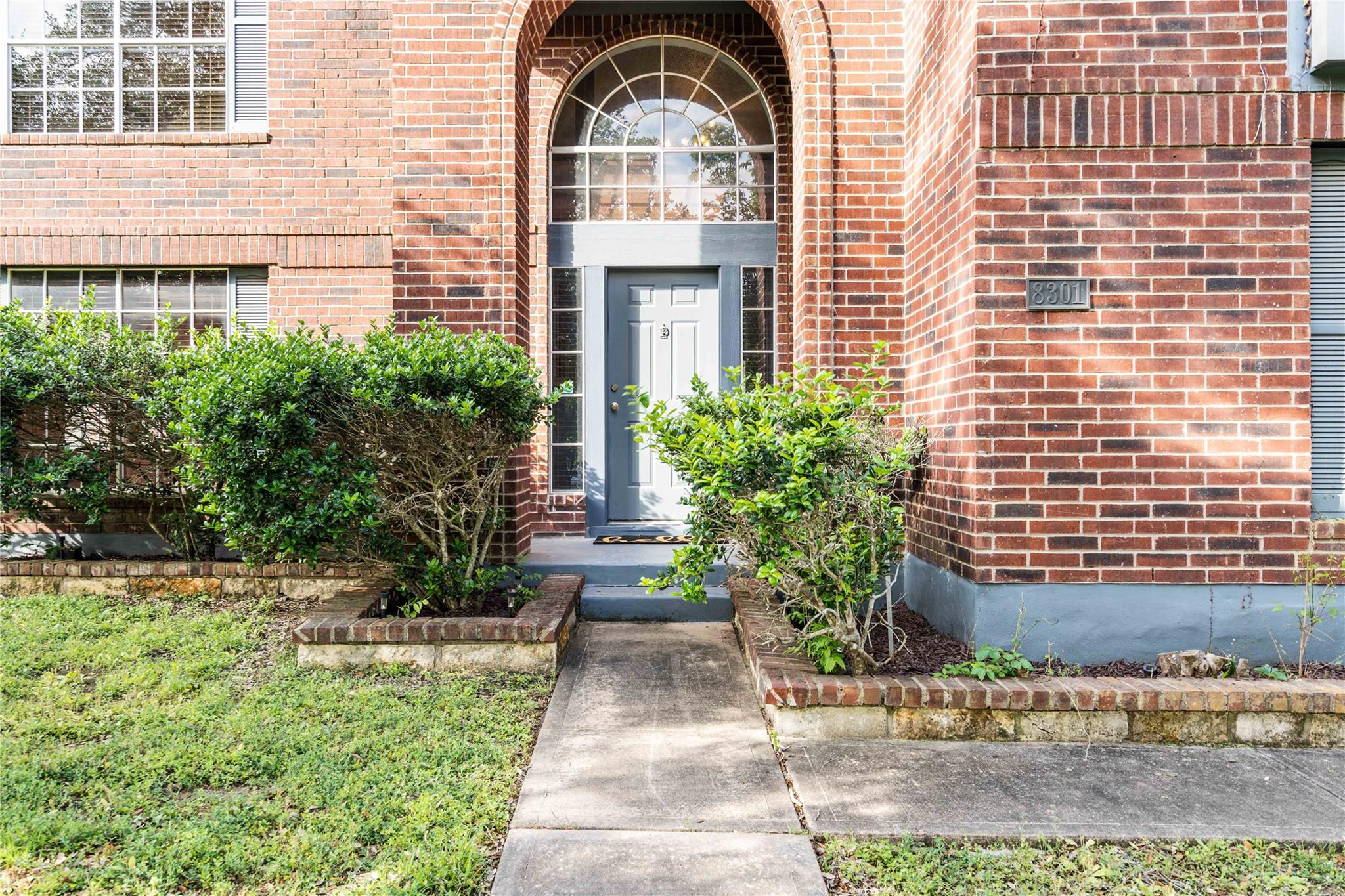 8301 Landsman Dr, Austin, TX 78736