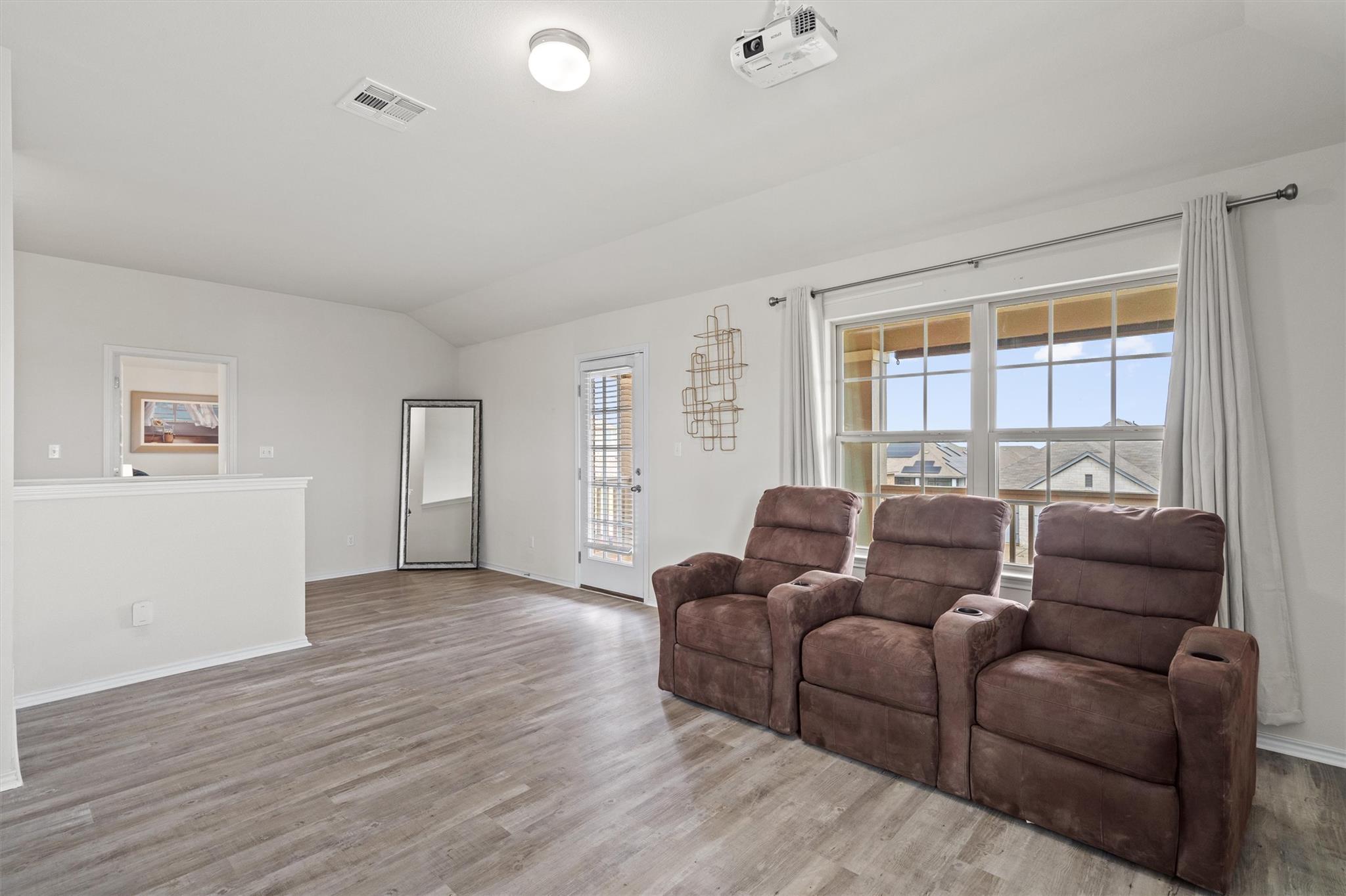 729 Coltrane Dr, Pflugerville, TX 78660