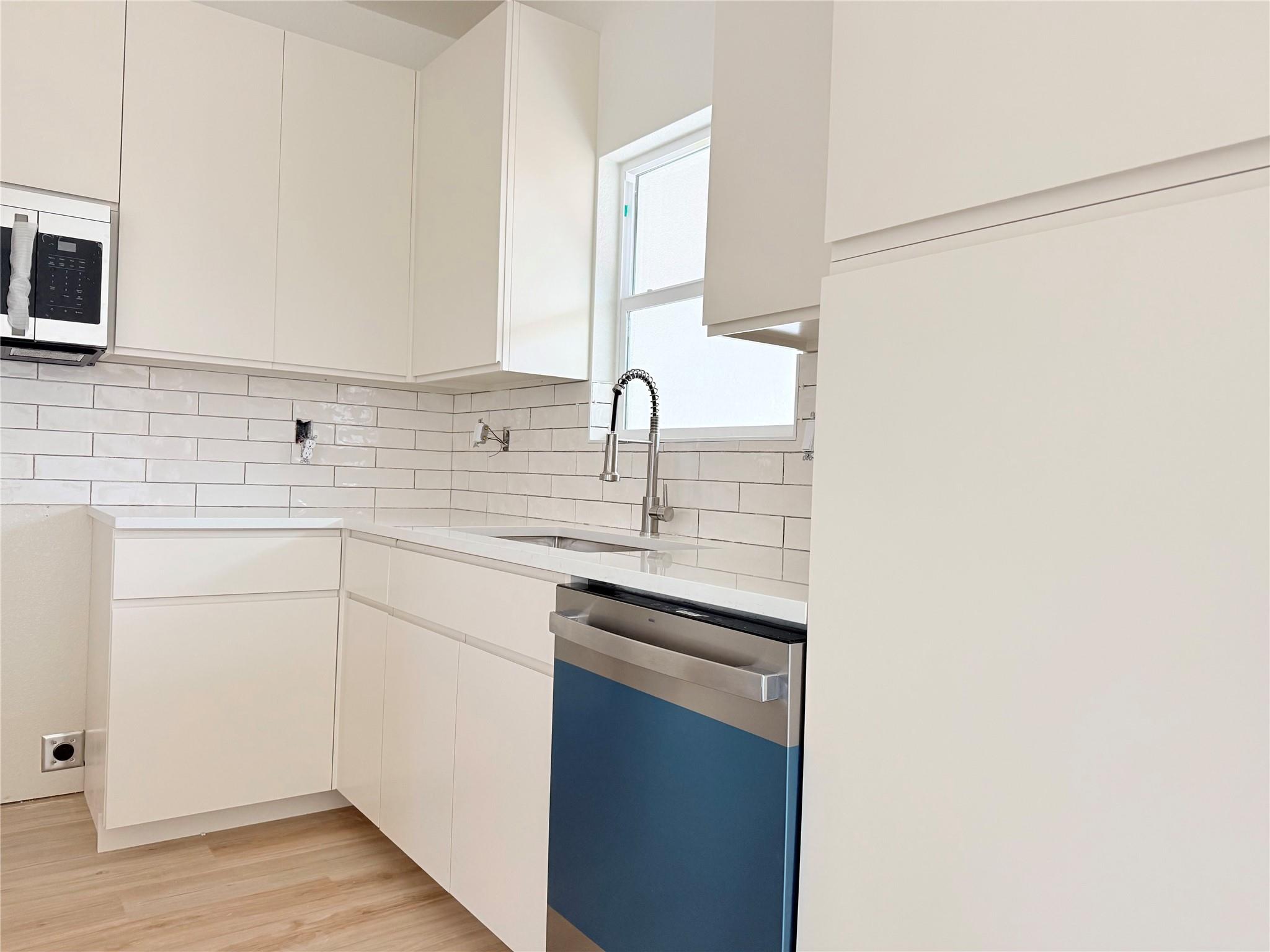 137 E Pauwela Ln, Bastrop, TX 78602