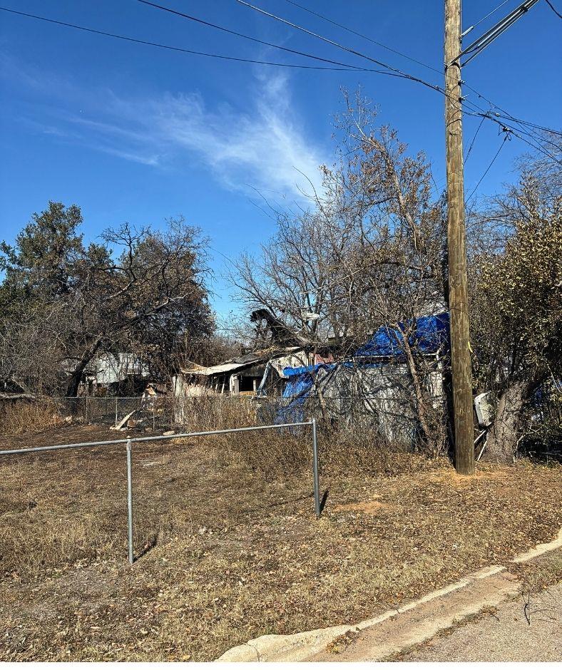 702 Short Kemp St, Austin, TX 78741