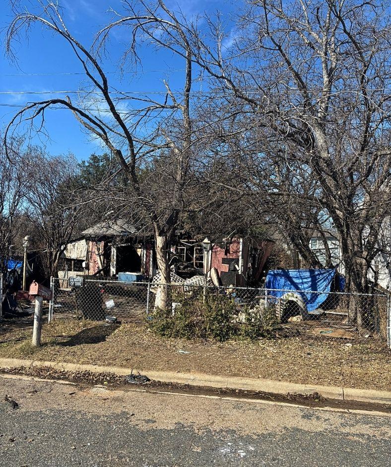 702 Short Kemp St, Austin, TX 78741