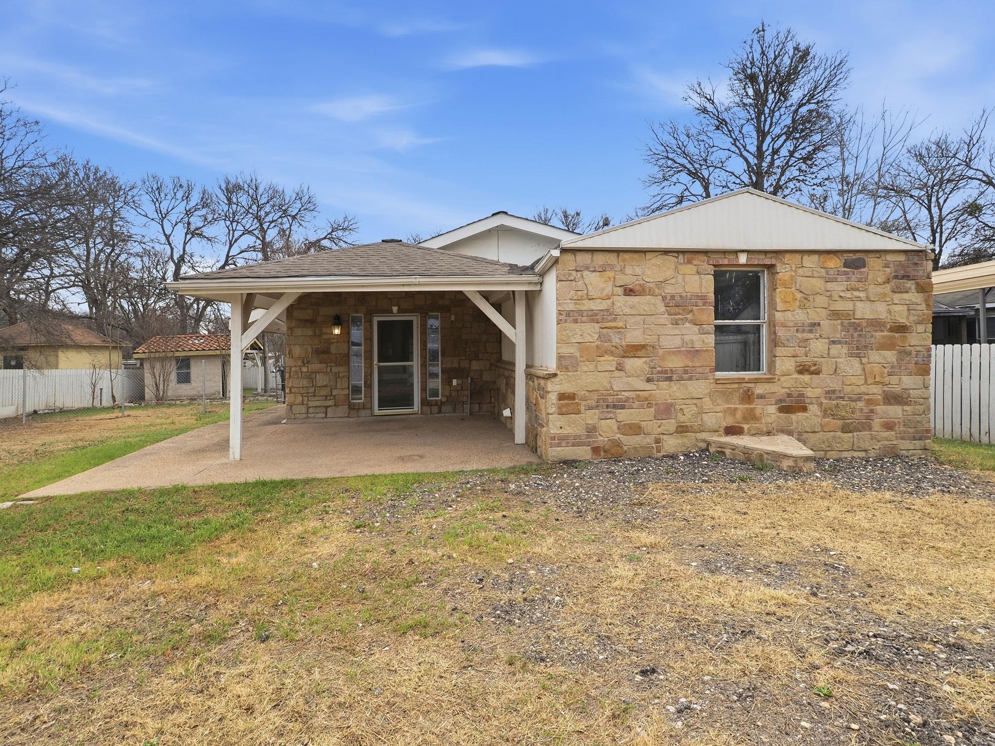 139 Stony Mont Dr, Del Valle, TX 78617