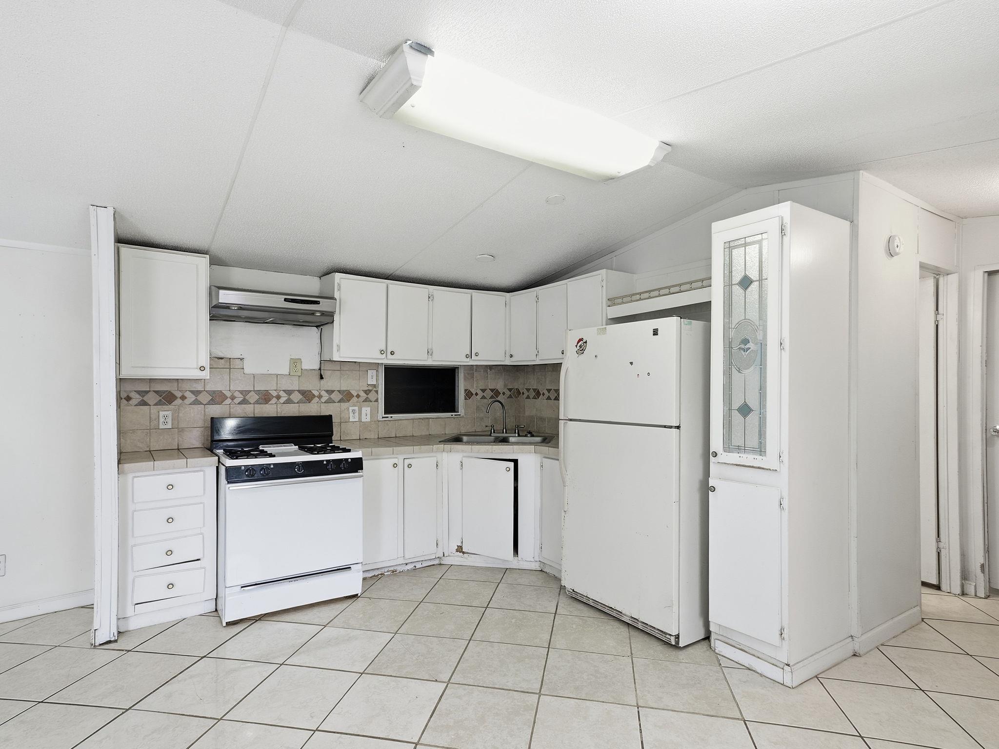 139 Stony Mont Dr, Del Valle, TX 78617