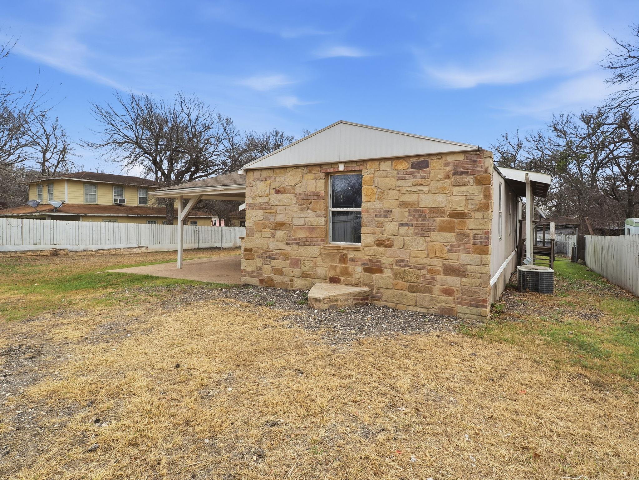 139 Stony Mont Dr, Del Valle, TX 78617