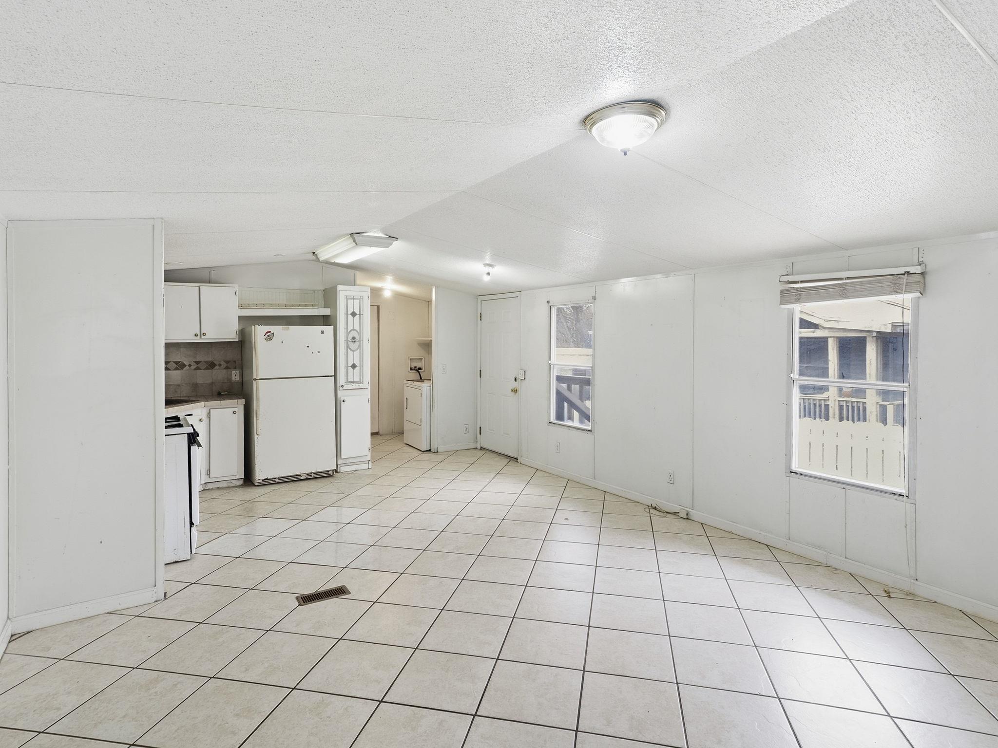 139 Stony Mont Dr, Del Valle, TX 78617