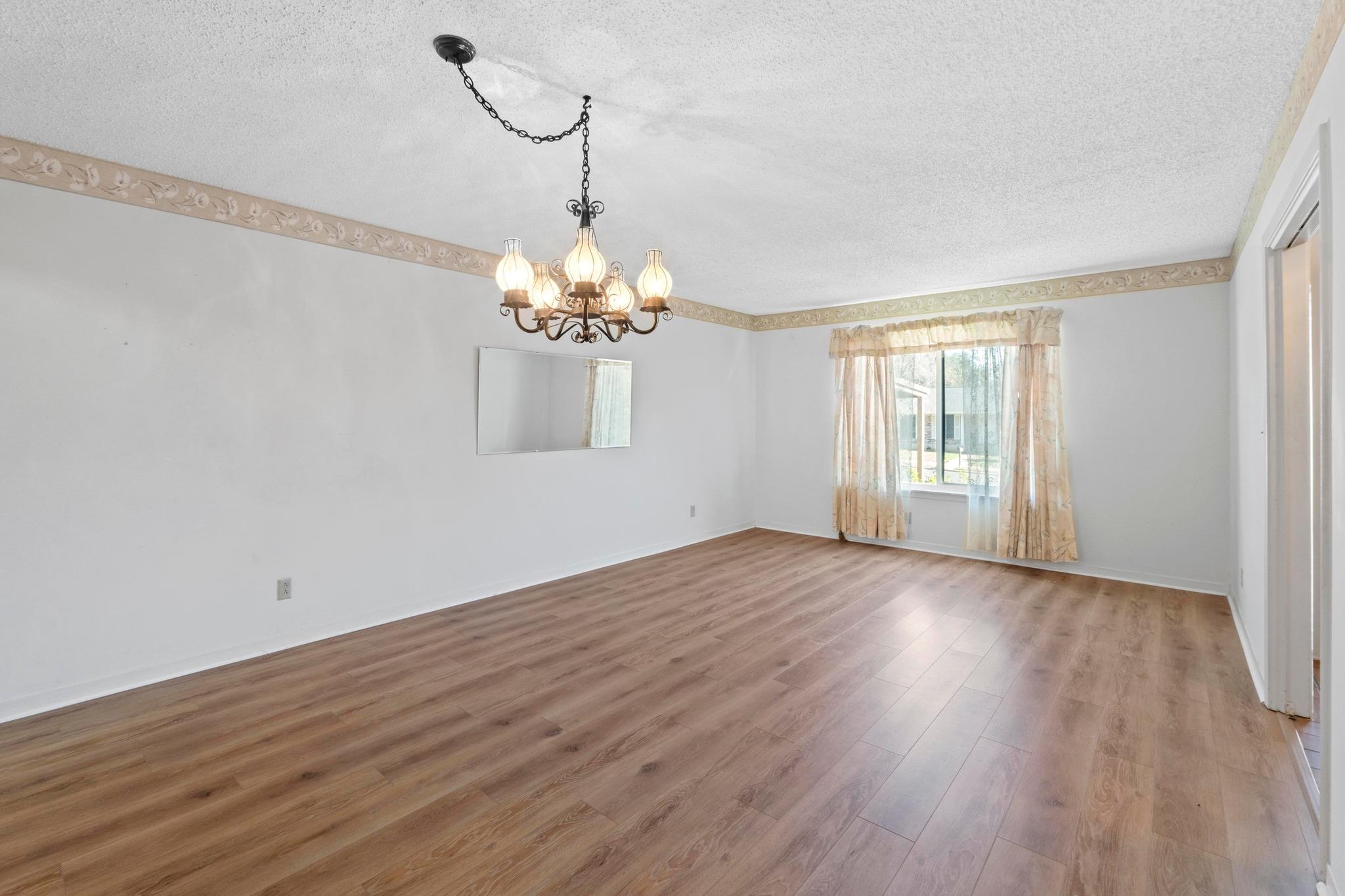 9604 Hansford Dr, Austin, TX 78753