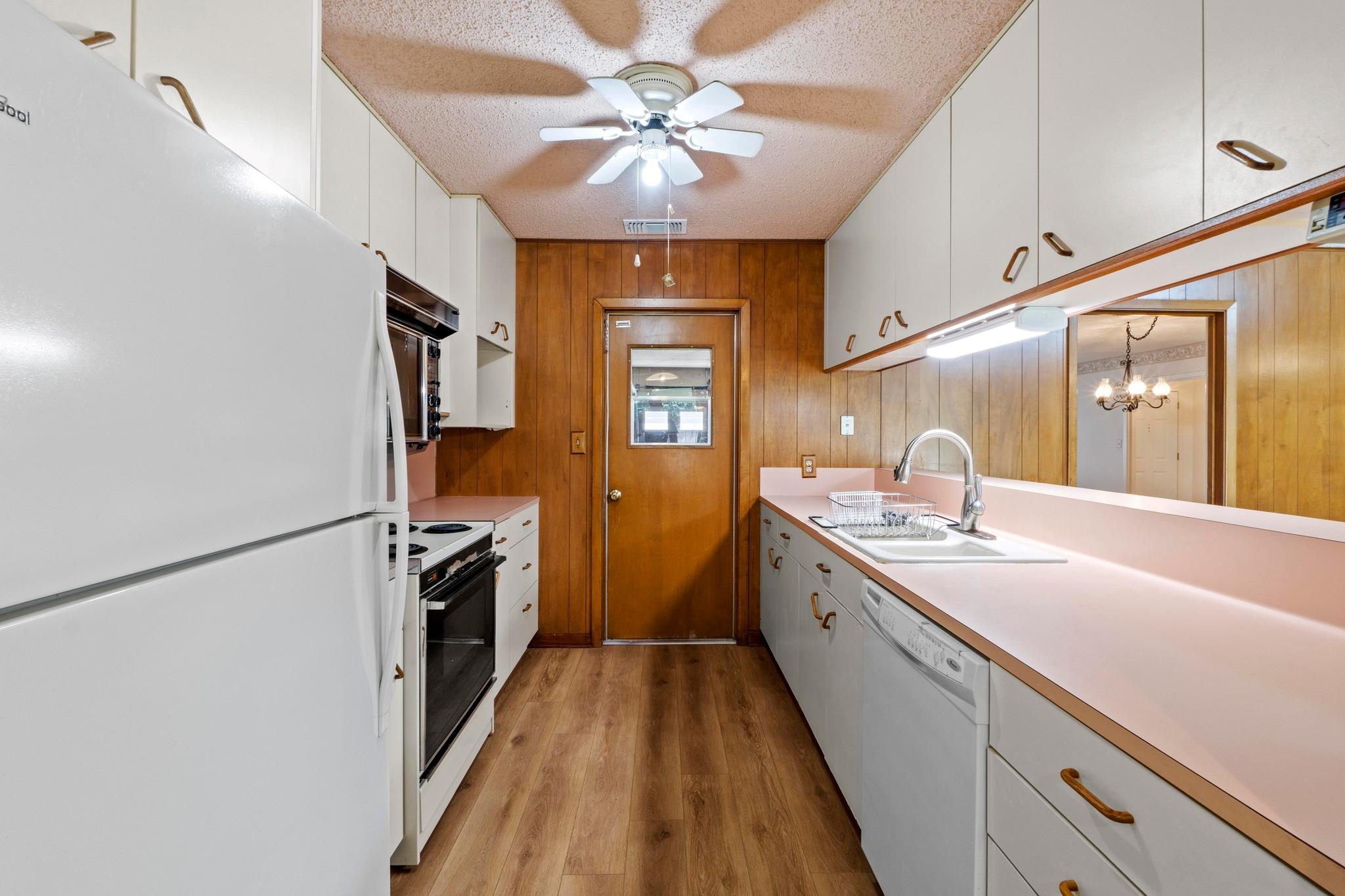 9604 Hansford Dr, Austin, TX 78753