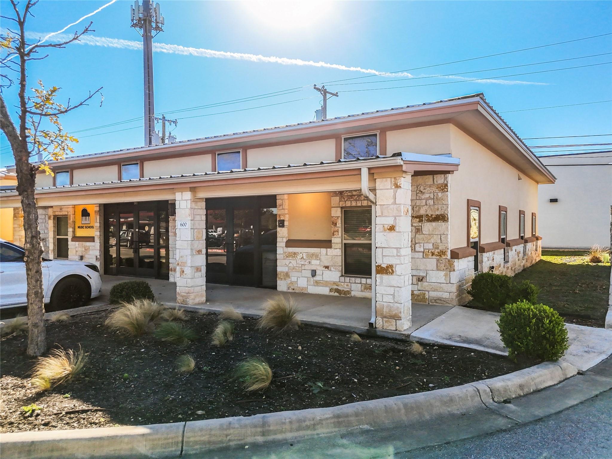 3001 Joe Dimaggio Blvd # 600A + 650B, Round Rock, TX 78665