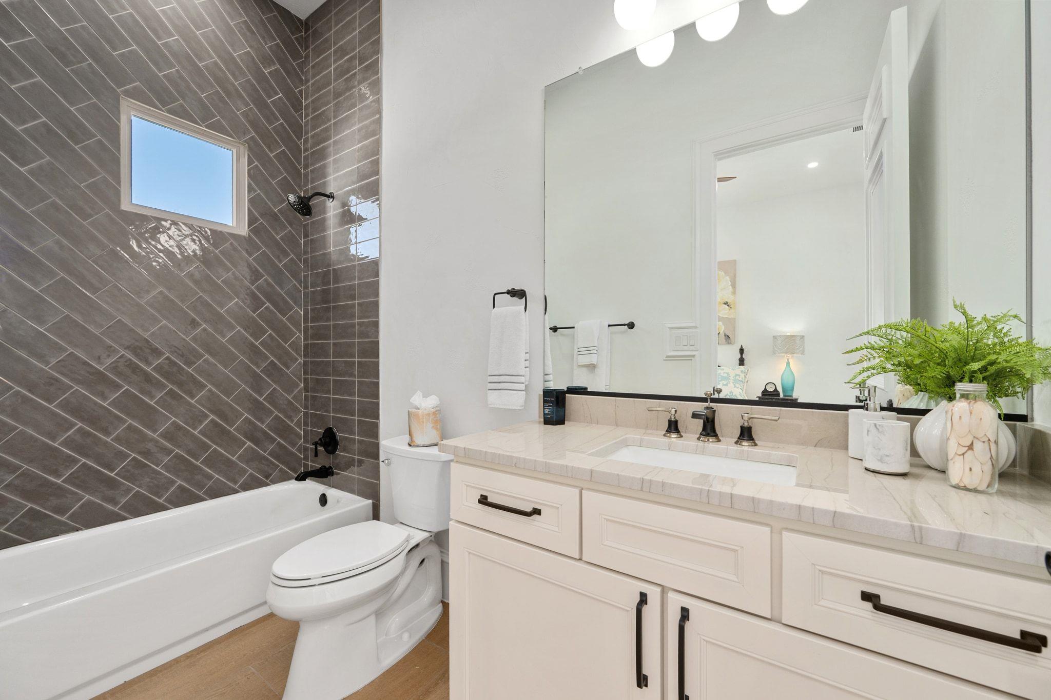 224 Esperanza Petal Pass, Liberty Hill, TX 78642