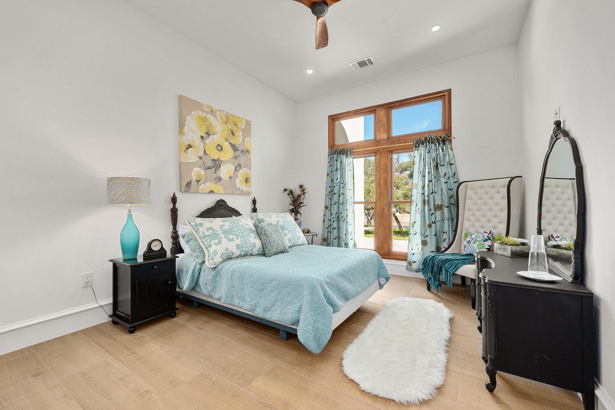 224 Esperanza Petal Pass, Liberty Hill, TX 78642