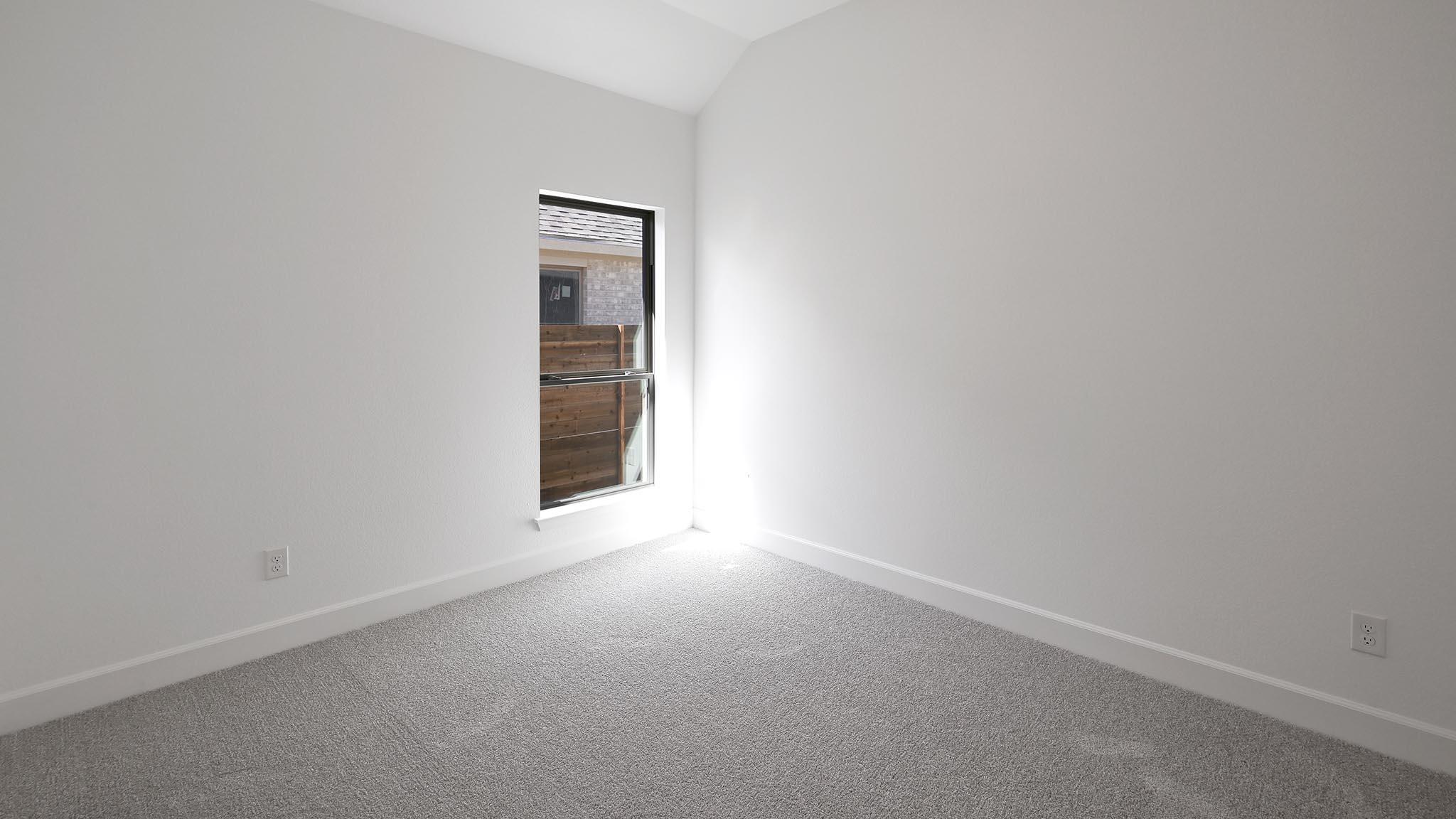 313 Foxfire Cv, Lockhart, TX 78644