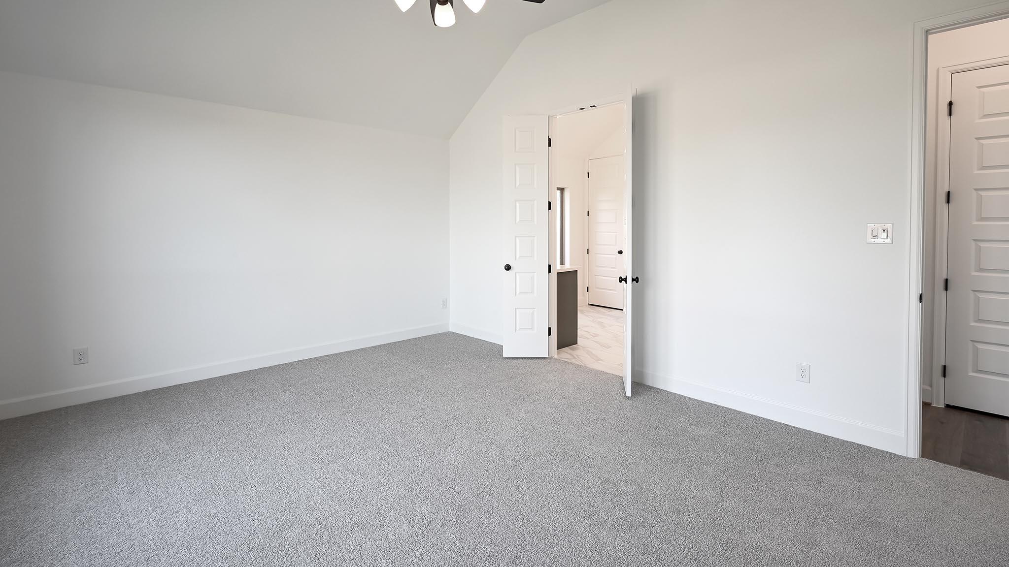 313 Foxfire Cv, Lockhart, TX 78644