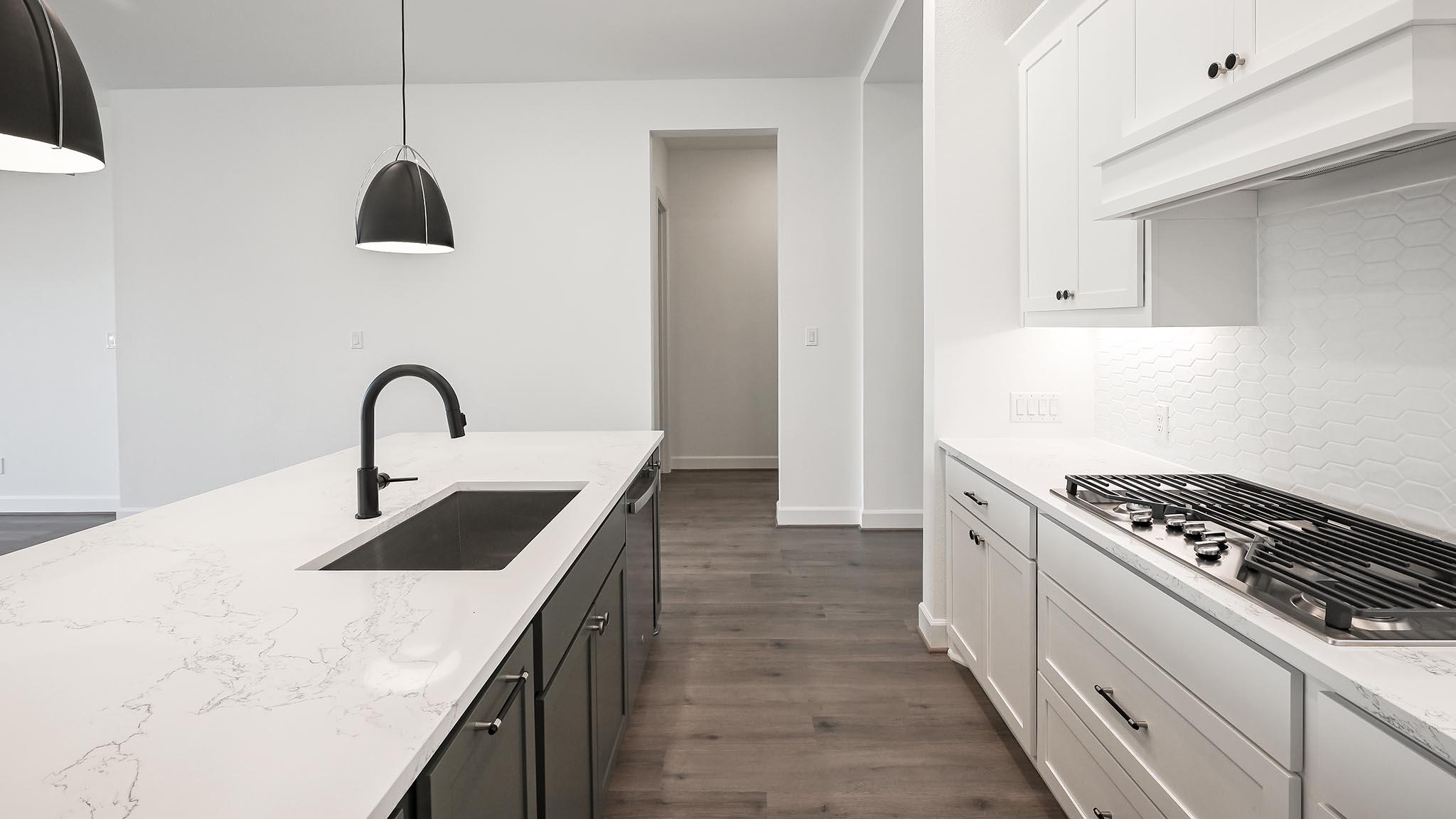 313 Foxfire Cv, Lockhart, TX 78644