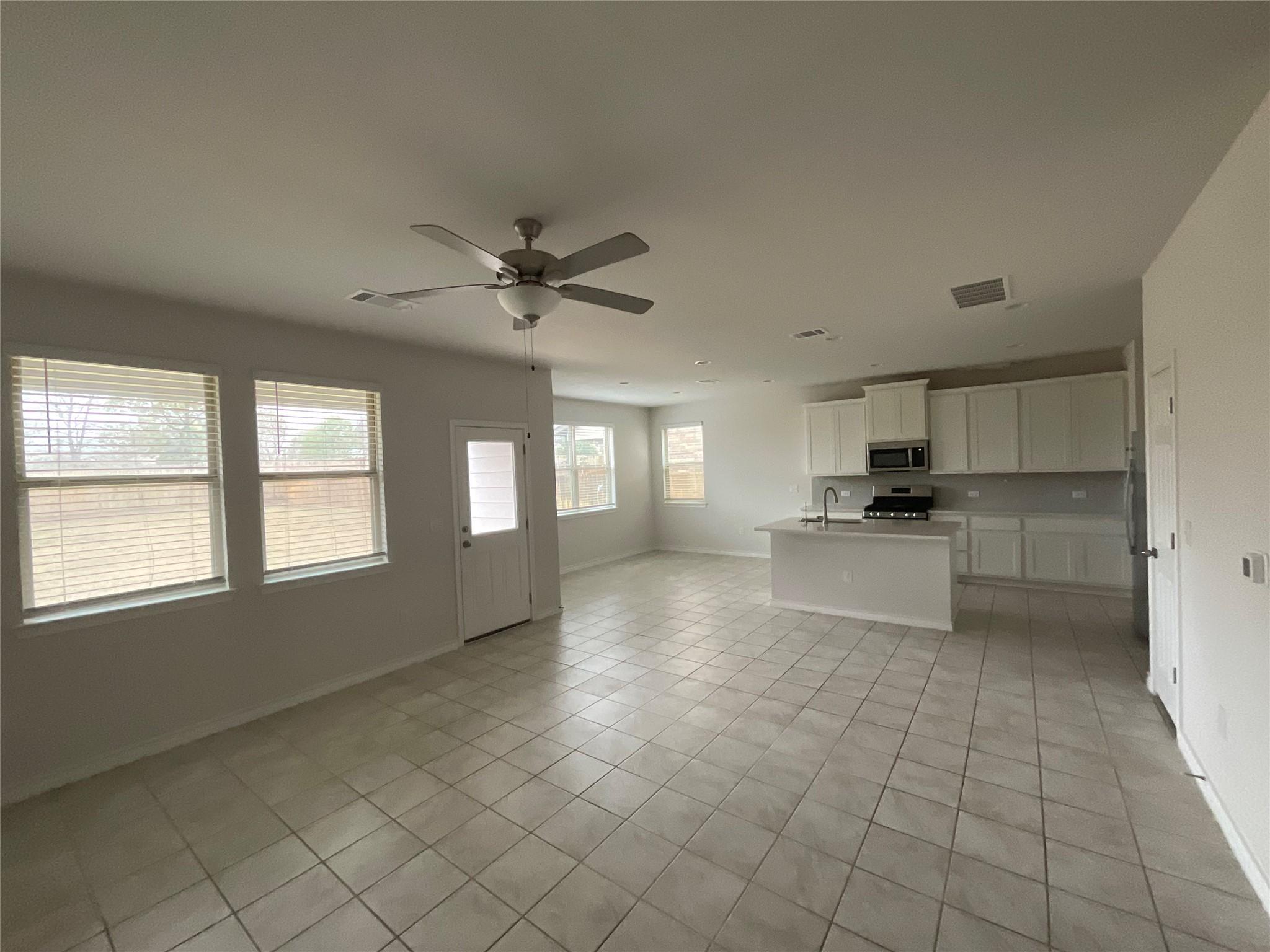 7601 Albany Dr, Austin, TX 78754