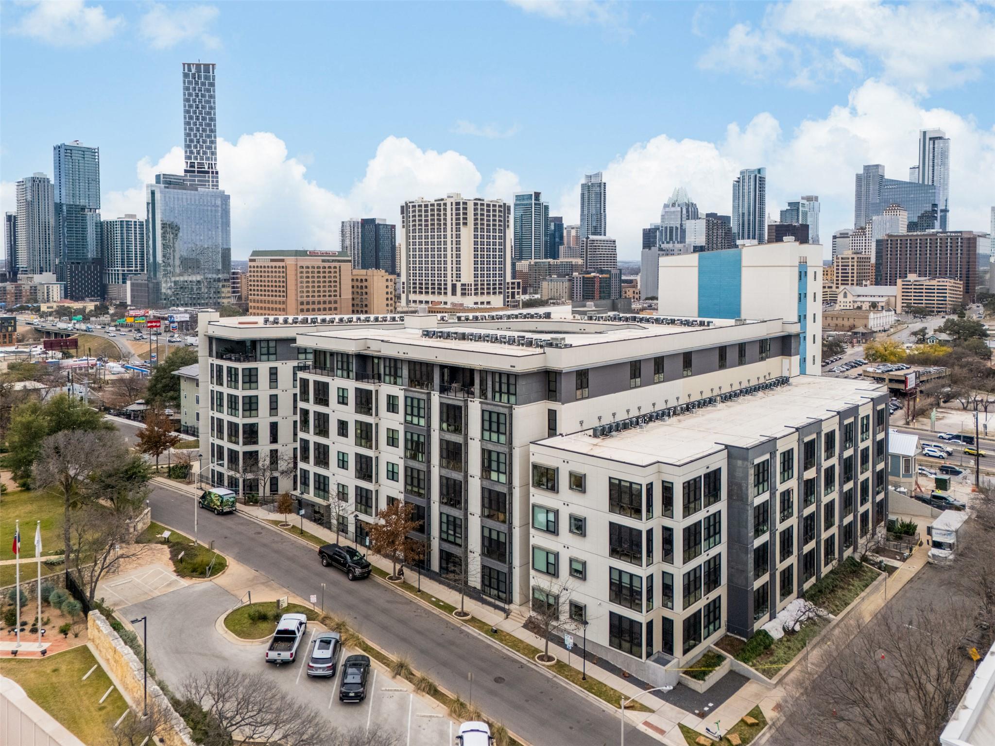 800 Embassy Dr # 237, Austin, TX 78702