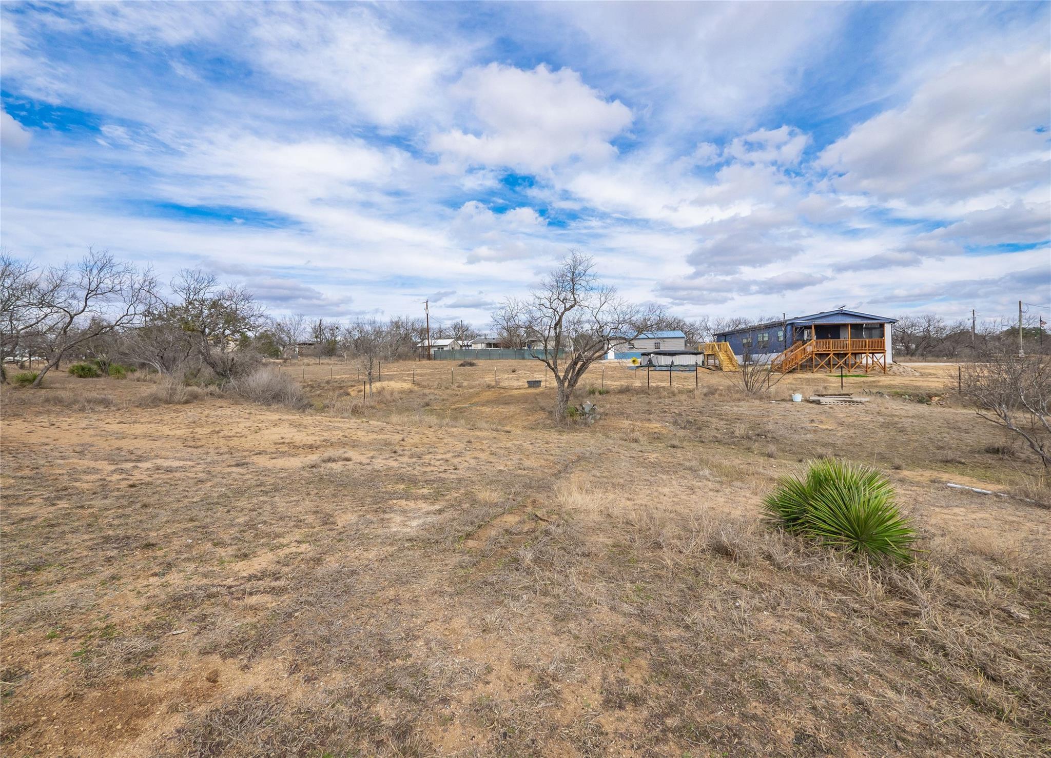 456 Saturn, Kingsland, TX 78639
