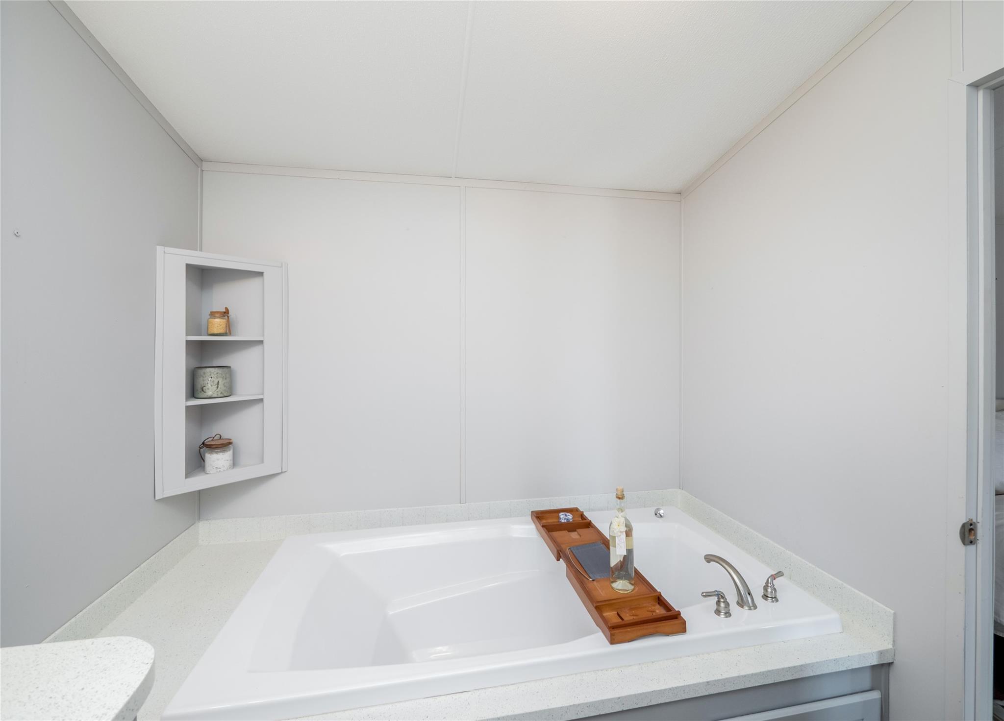 456 Saturn, Kingsland, TX 78639