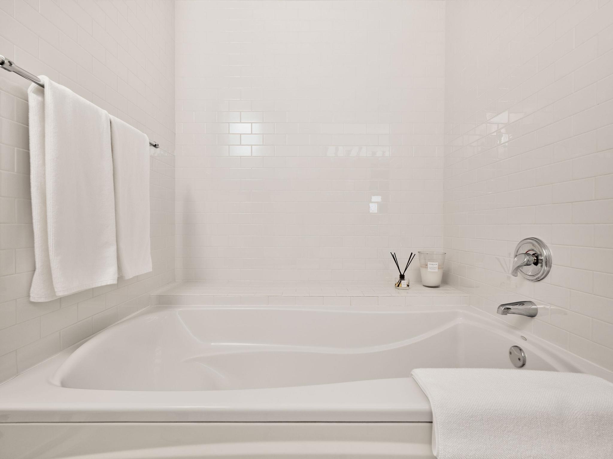 901 W 9th St # 706, Austin, TX 78703