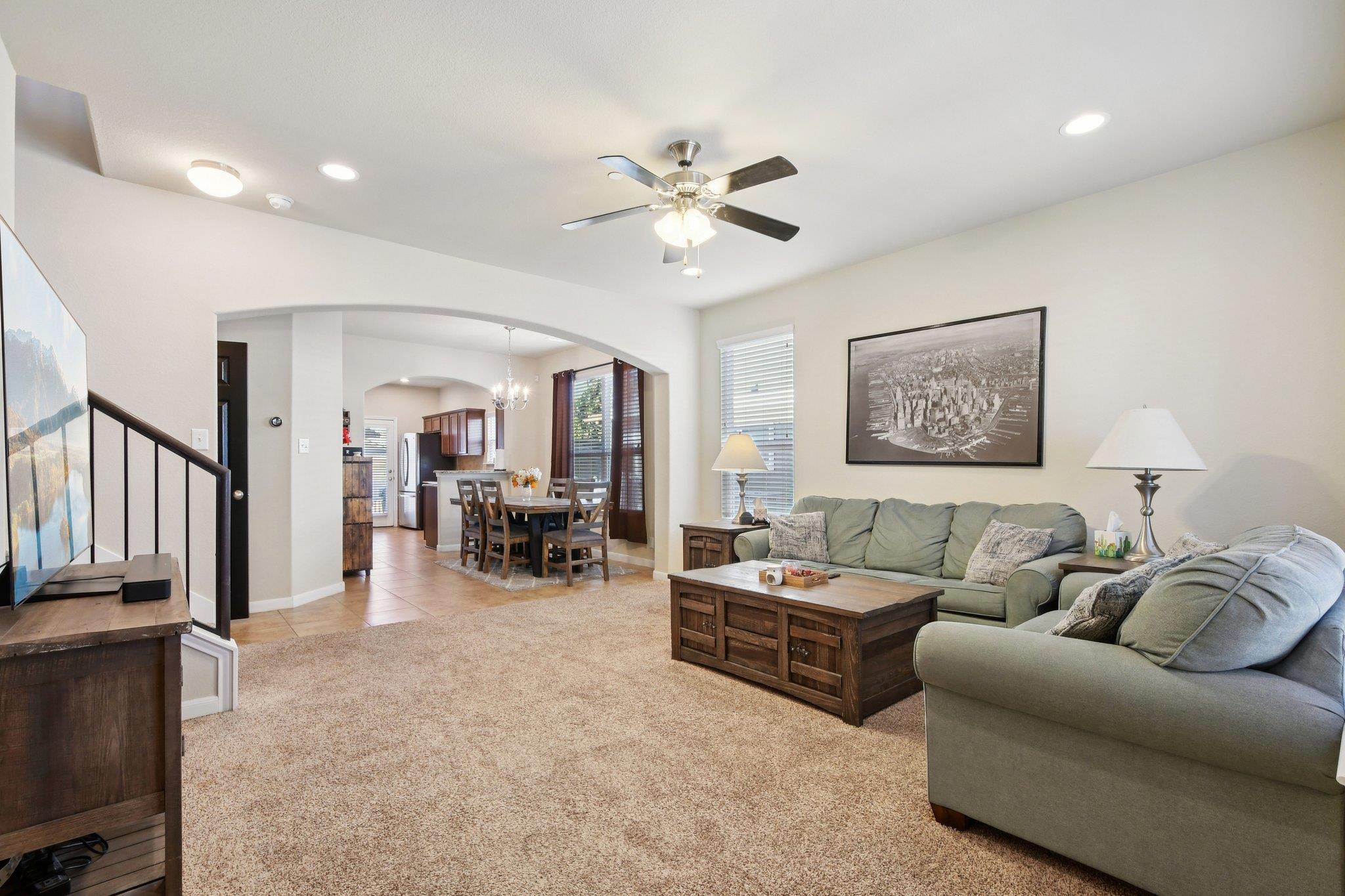 616 Lookout Tree Ln, Round Rock, TX 78664