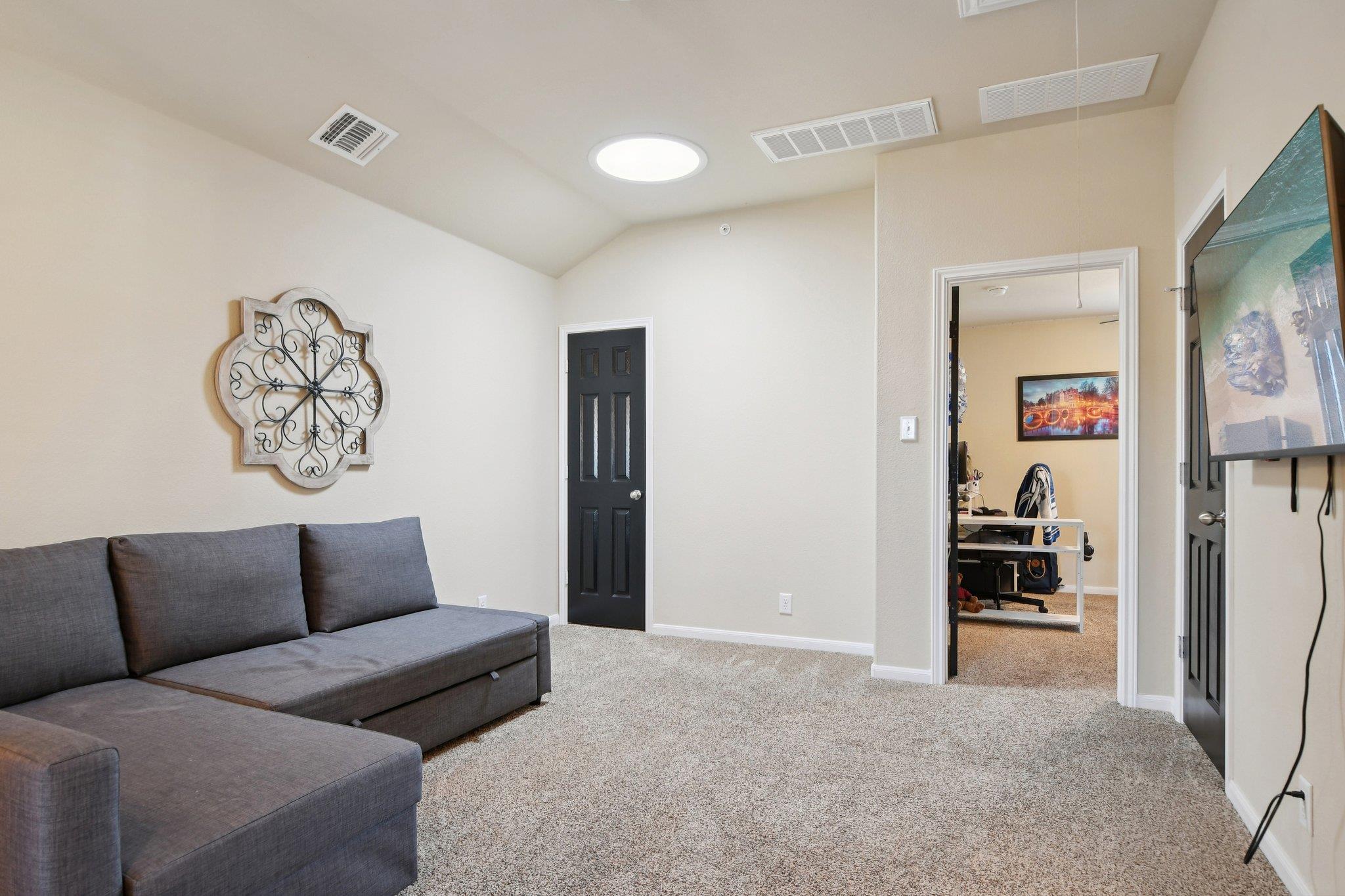 616 Lookout Tree Ln, Round Rock, TX 78664