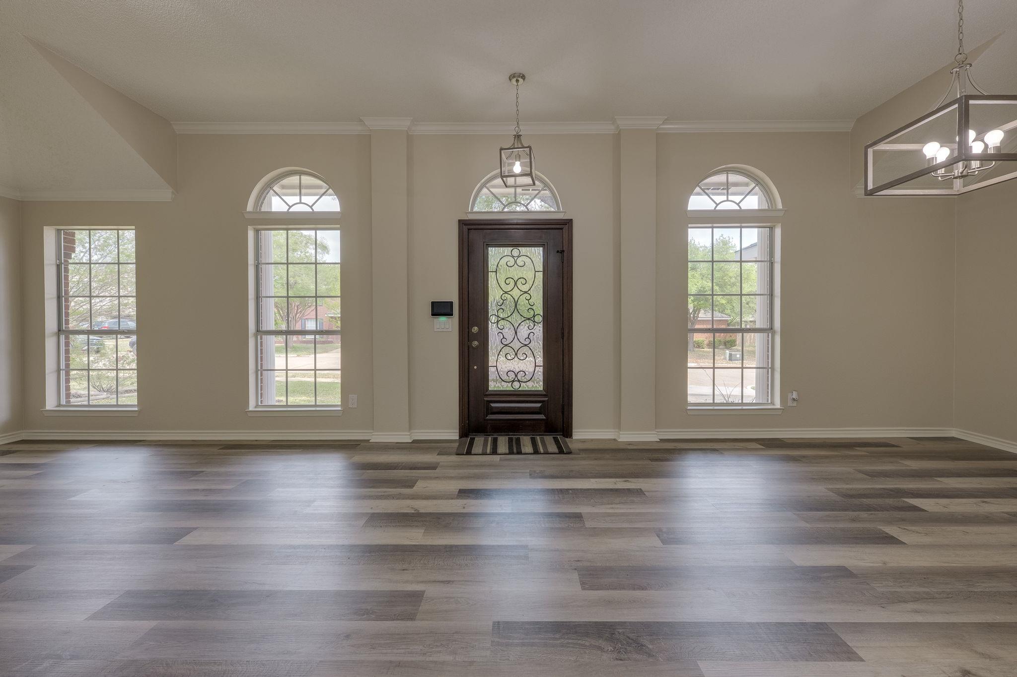 6613 Bramber Ln, Austin, TX 78754