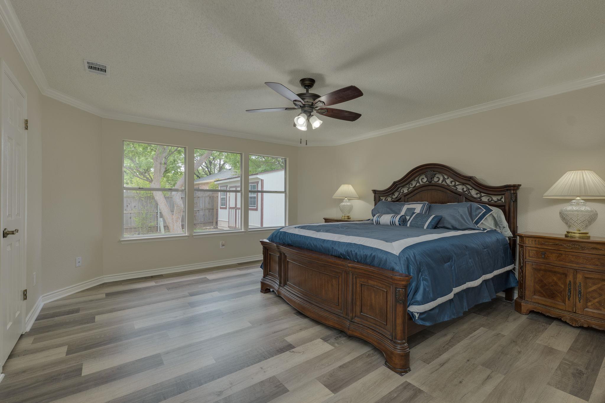 6613 Bramber Ln, Austin, TX 78754