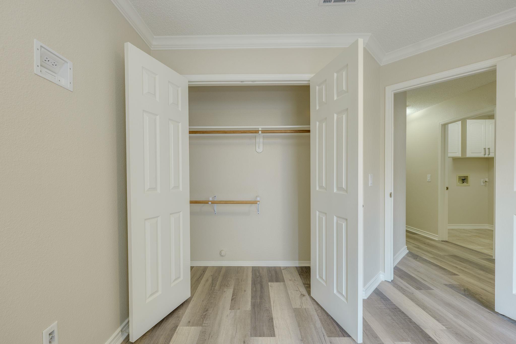 6613 Bramber Ln, Austin, TX 78754