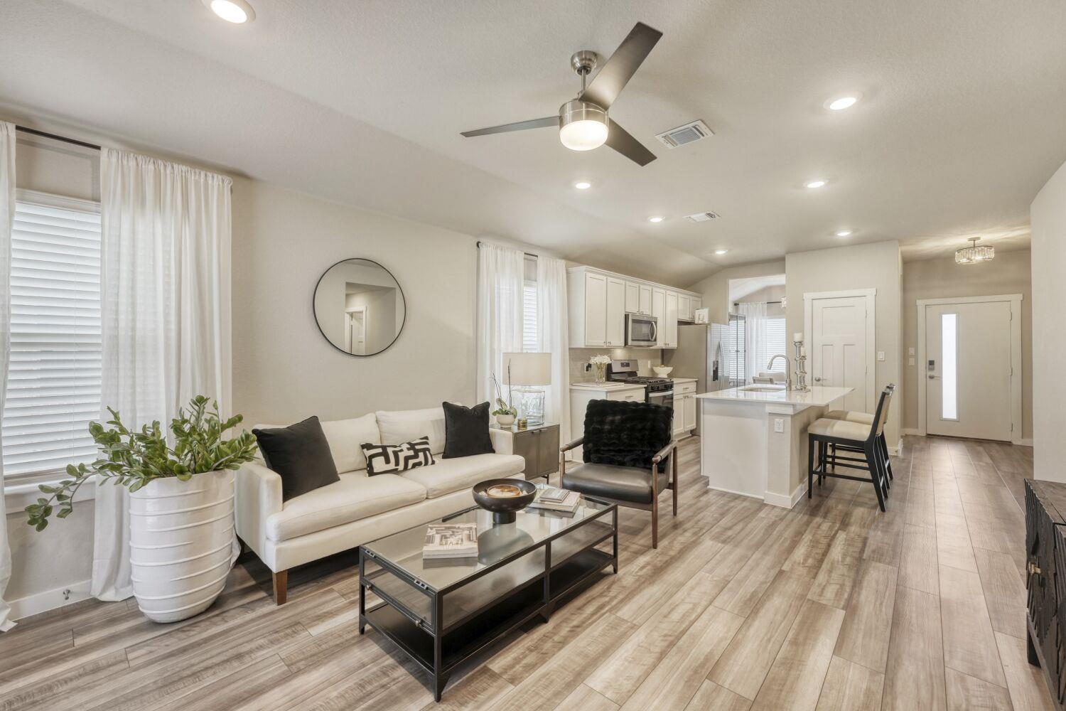 200 Coda Xing, Georgetown, TX 78633