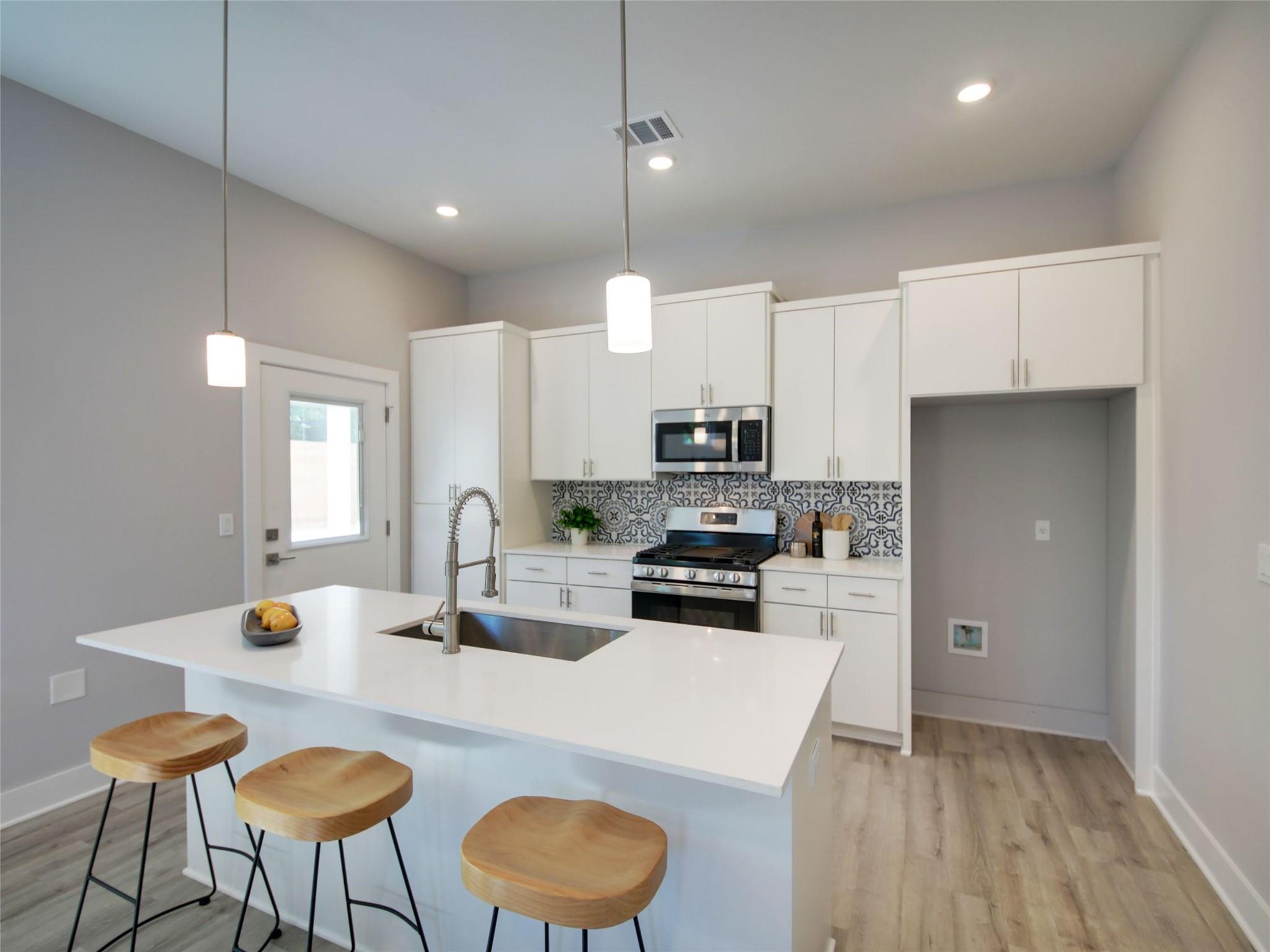 6111 Carnation Ter # 1, Austin, TX 78741