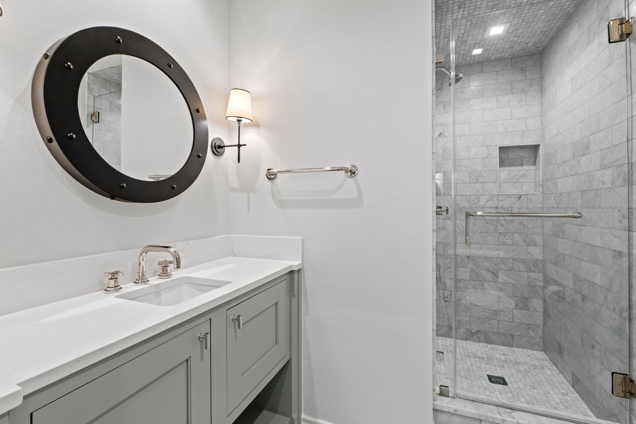 2702 Hillview Green Ln, Austin, TX 78703