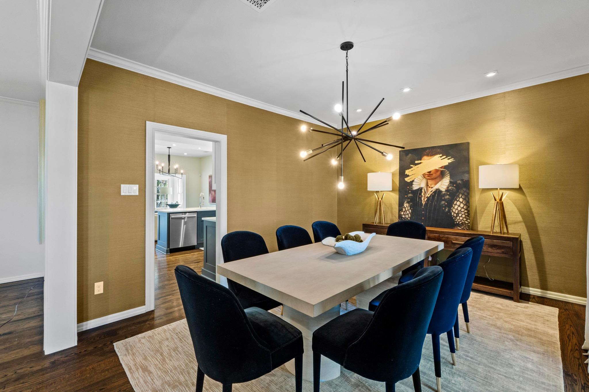 2702 Hillview Green Ln, Austin, TX 78703