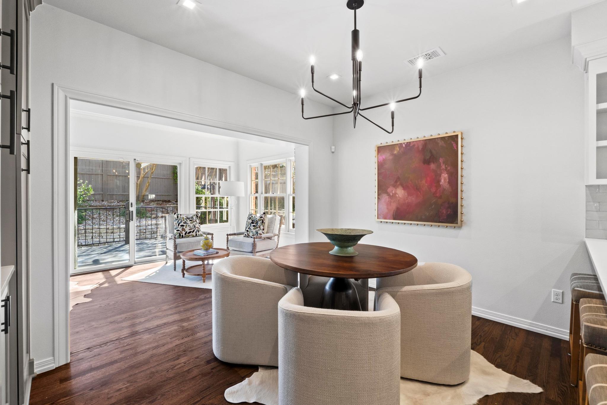 2702 Hillview Green Ln, Austin, TX 78703