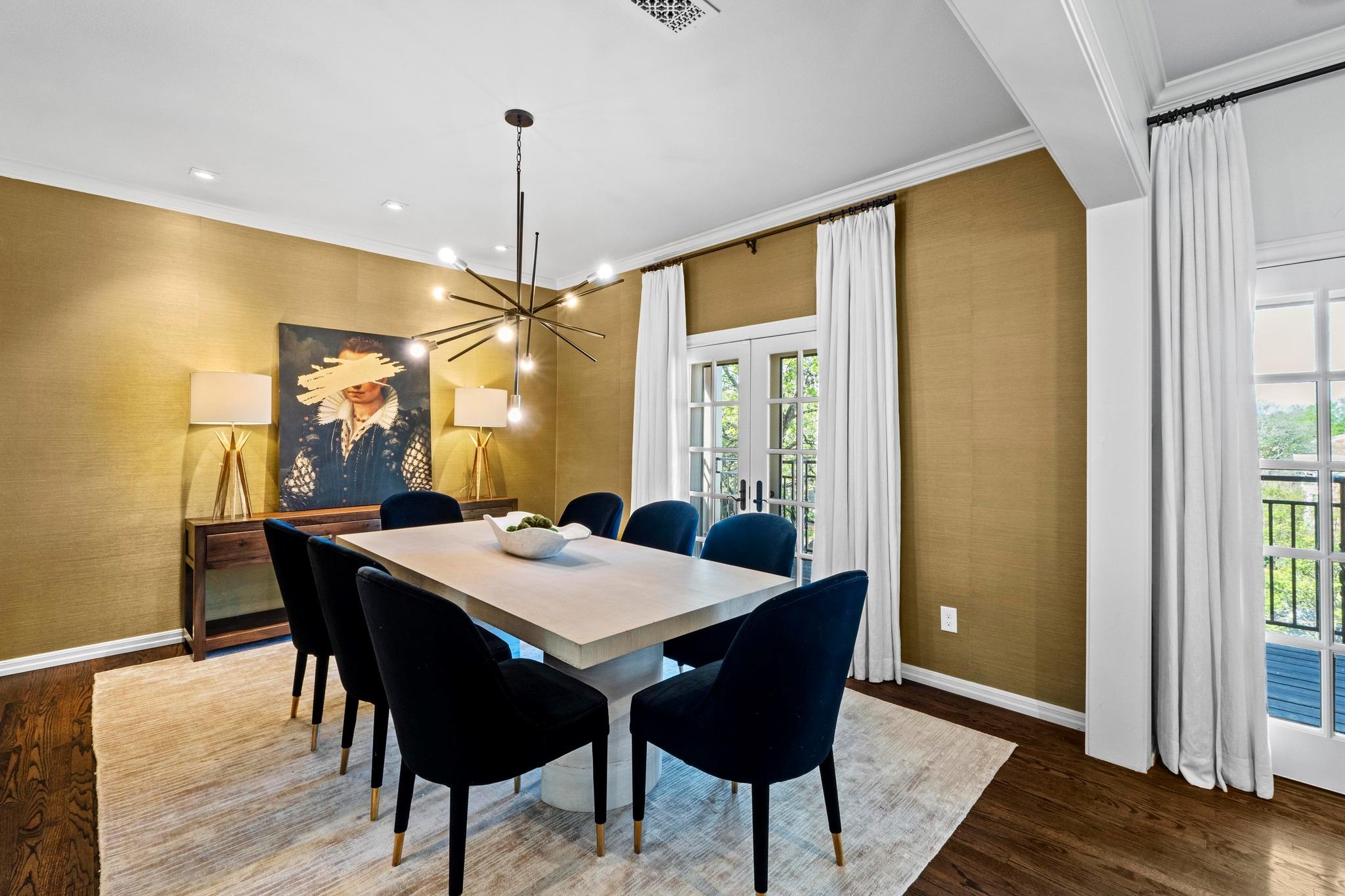 2702 Hillview Green Ln, Austin, TX 78703