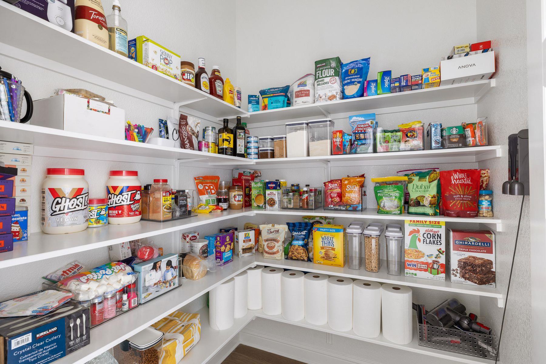 4236 Starry Night Dr, Leander, TX 78641